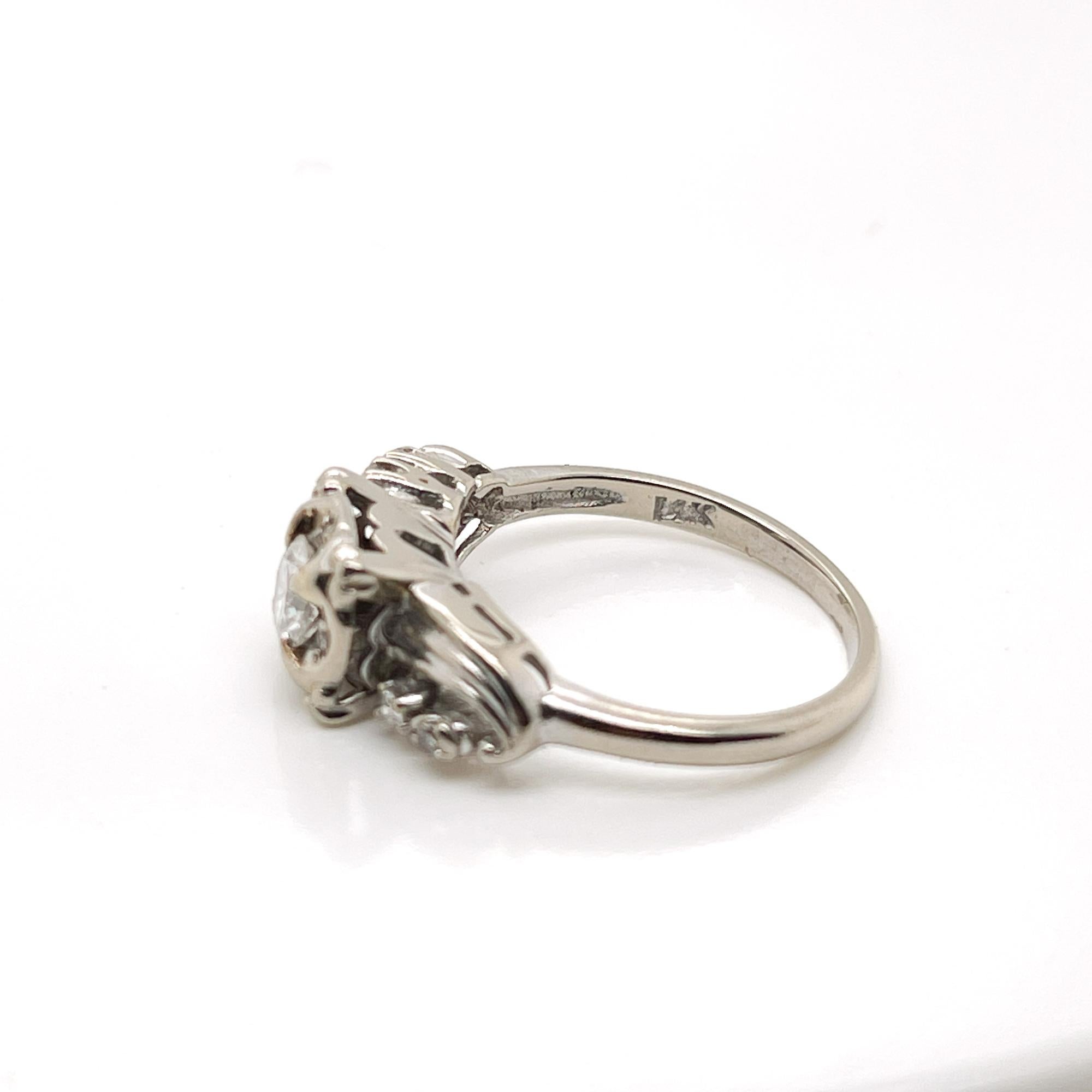 Anillo de compromiso de oro blanco de 14k y diamantes retro de mediados de siglo en venta 2