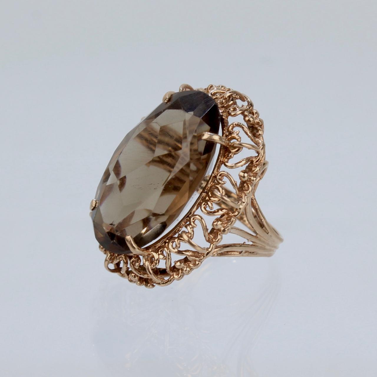 Mid-Century Retro Filigree Faceted Oval Citrine 14K Gold Cocktail Ring In Good Condition For Sale In Philadelphia, PA