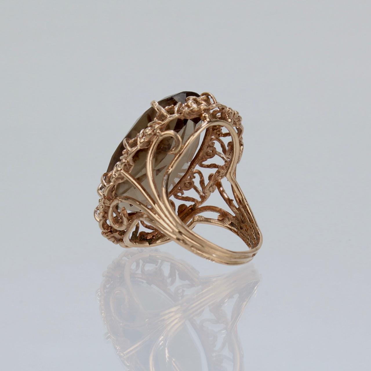 Mid-Century Retro Filigree Faceted Oval Citrine 14K Gold Cocktail Ring For Sale 1