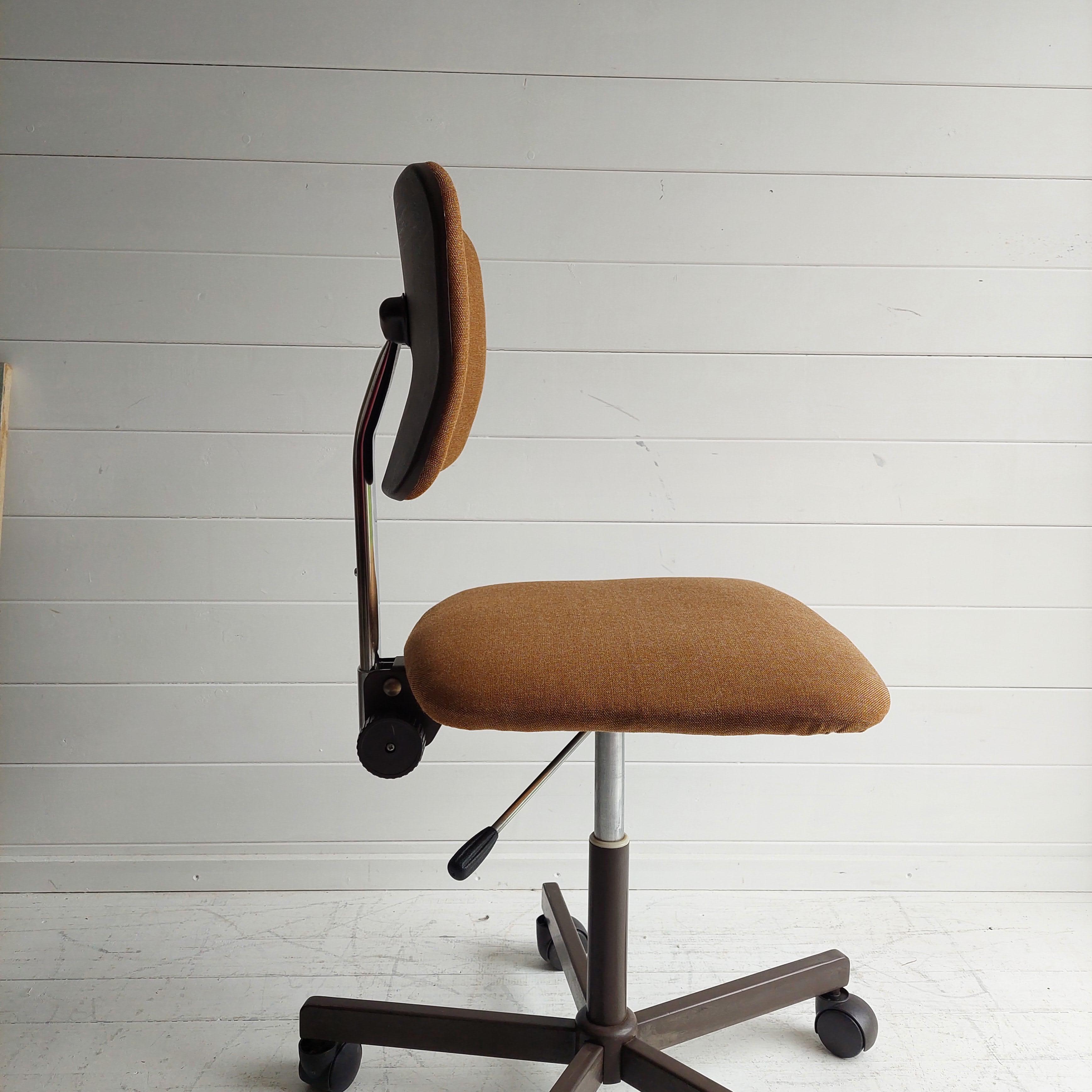 Fabric Mid Century Retro Labofa Kevi style  Swivel Office Desk Chair England 1980s