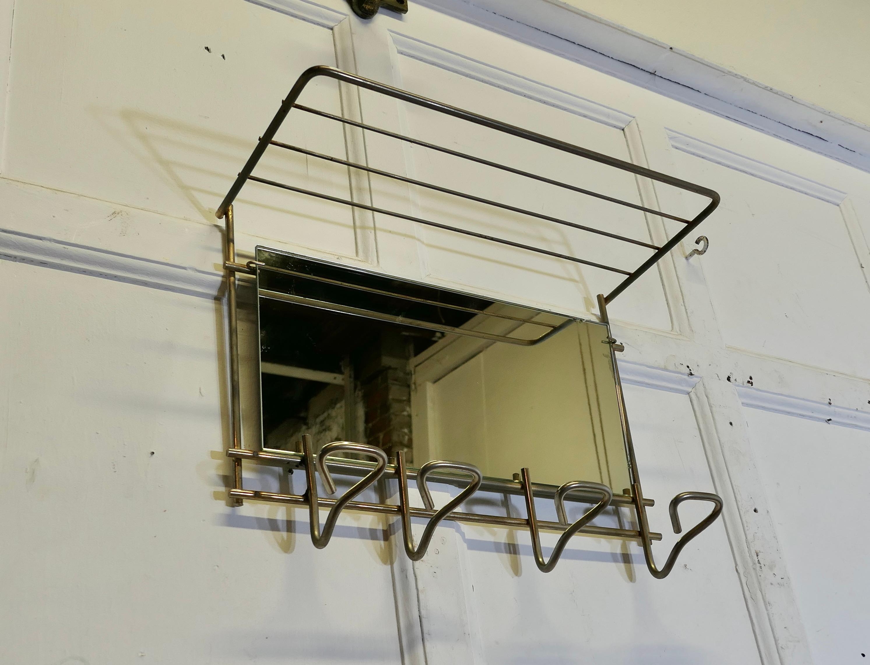Mid Century Retro Polished Steel Mirrored Hat and Coat Rack In Good Condition For Sale In Godshill, Isle of Wight