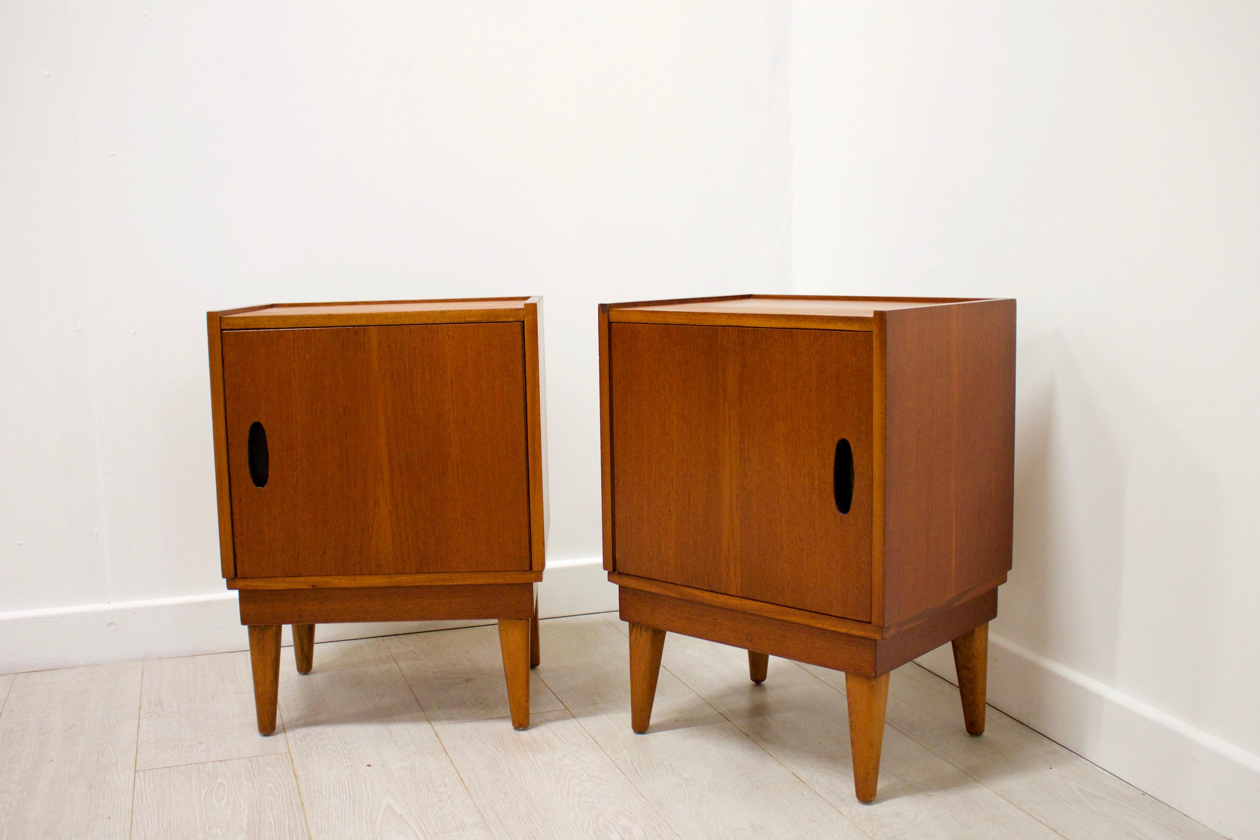 Mid-Century Modern Midcentury Retro Teak Austinsuite Bedside Cabinet Tables, Set of 2