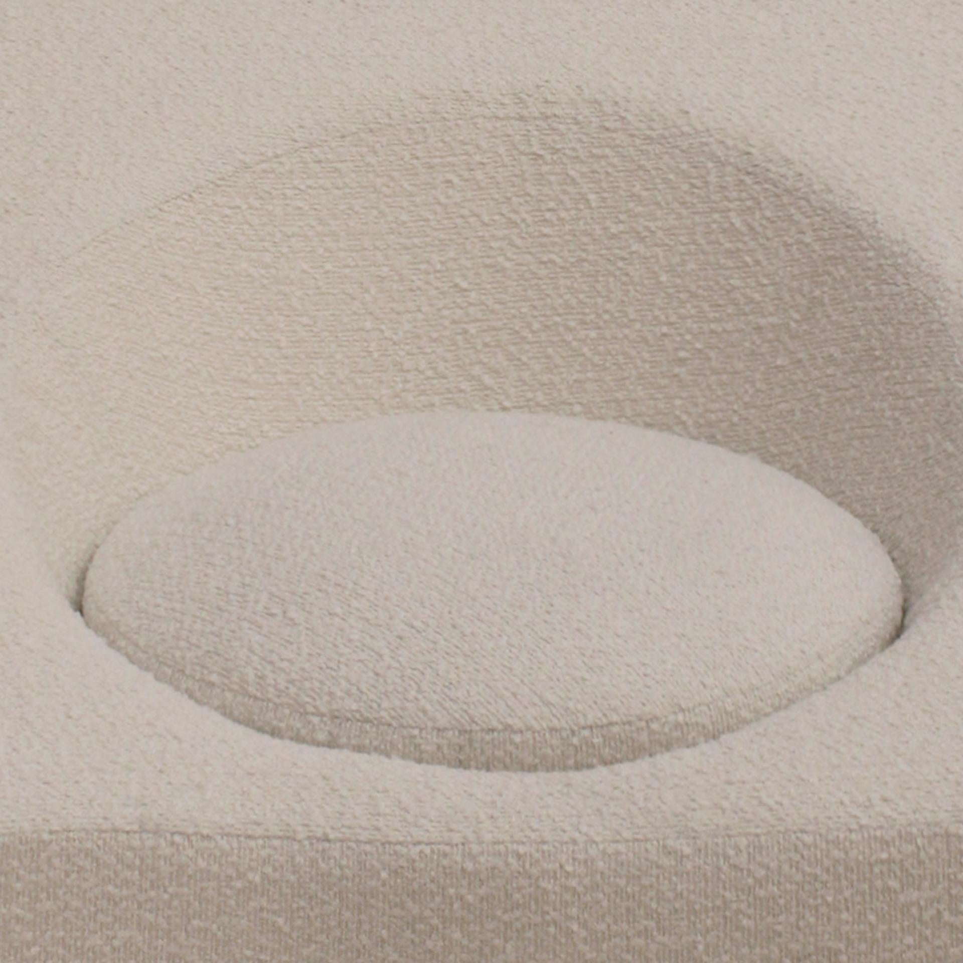 Paire de fauteuils rétro-futuristes italiens en laine blanche et en forme de cube en vente 1