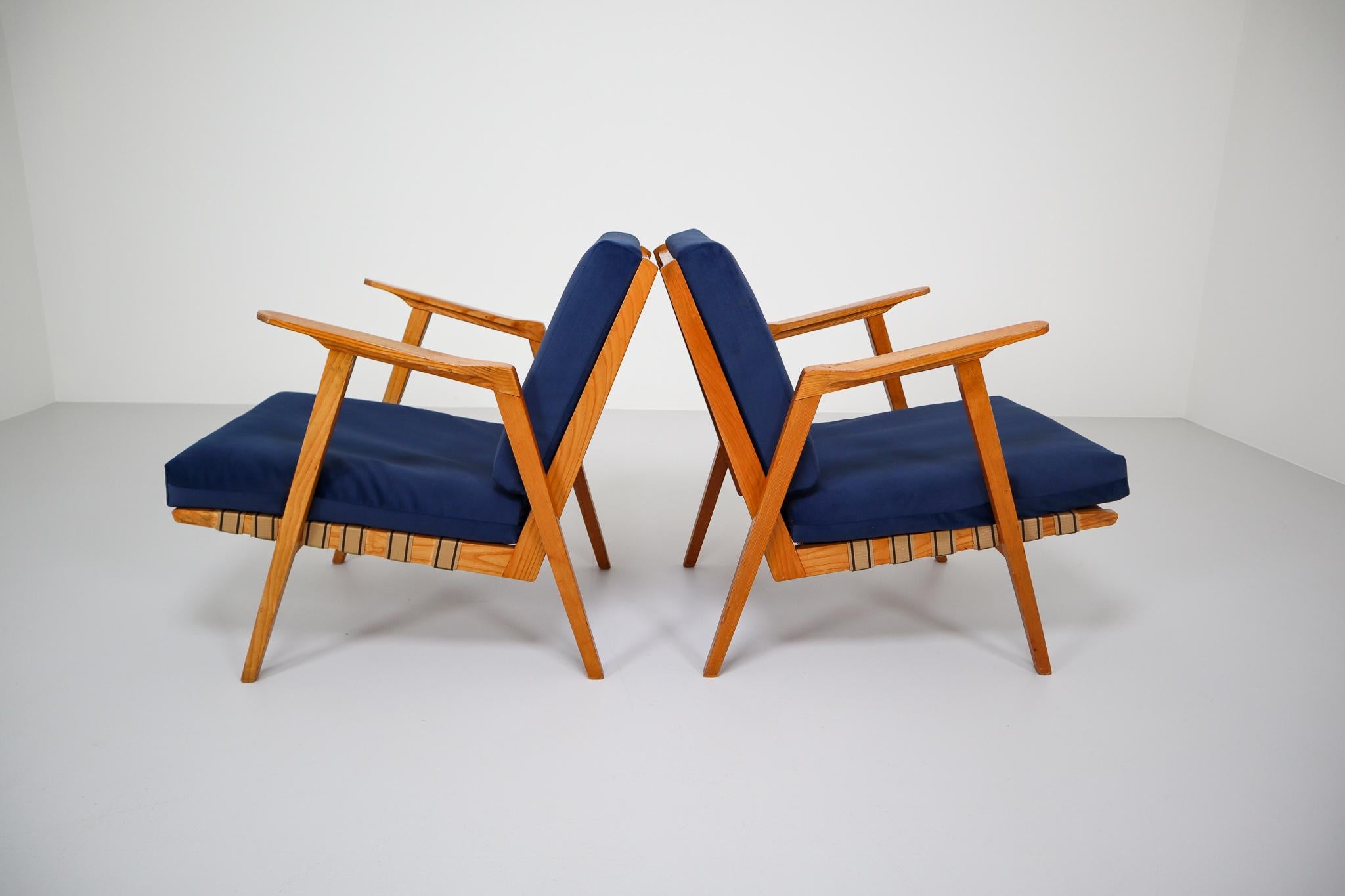 Midcentury Reupholstered Lounge Chairs in Blue Velvet, Czech Republic, 1960s 2