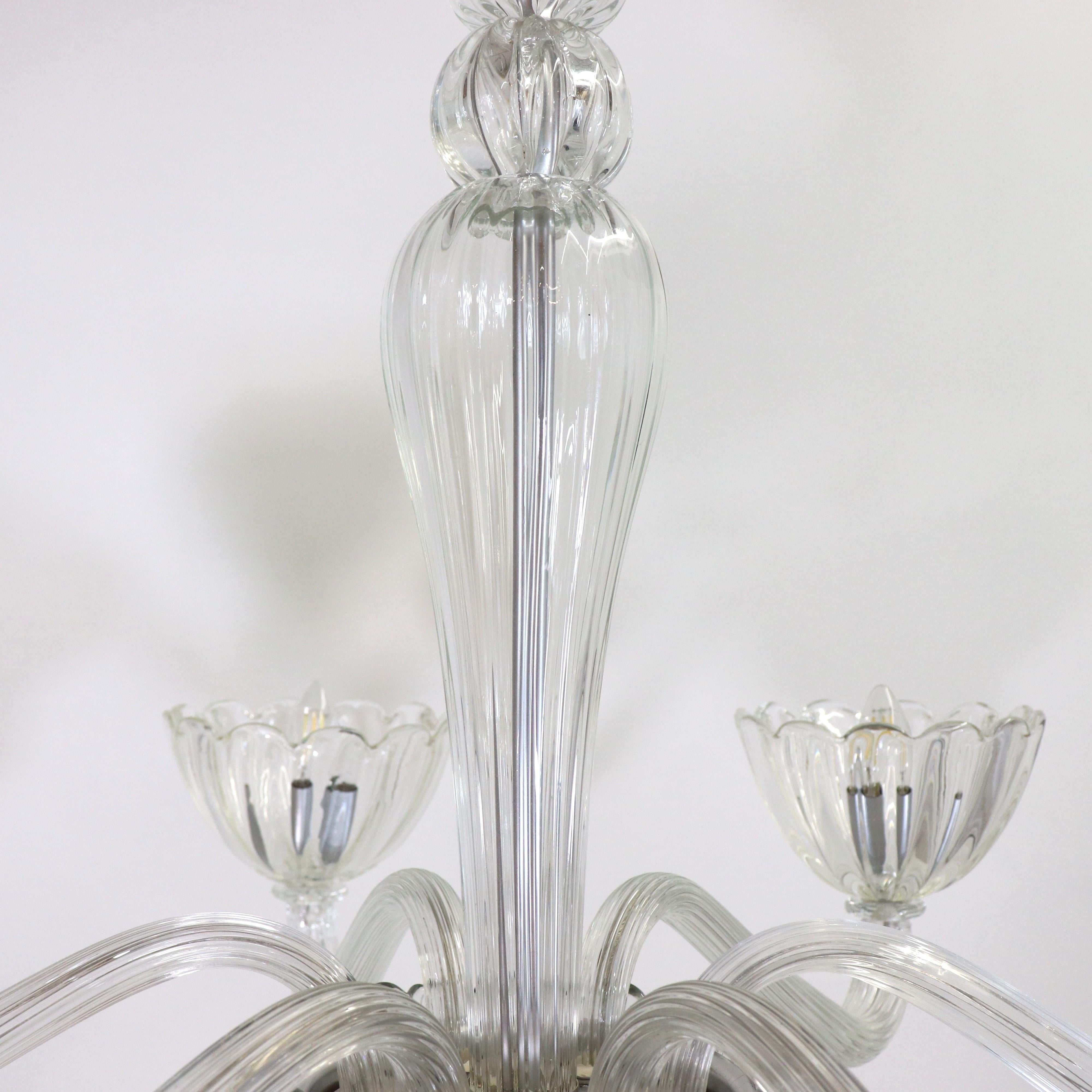 20th Century Mid-Century Ribbed Murano Glass Chandelier with Six Scalloped Edges Bobeches