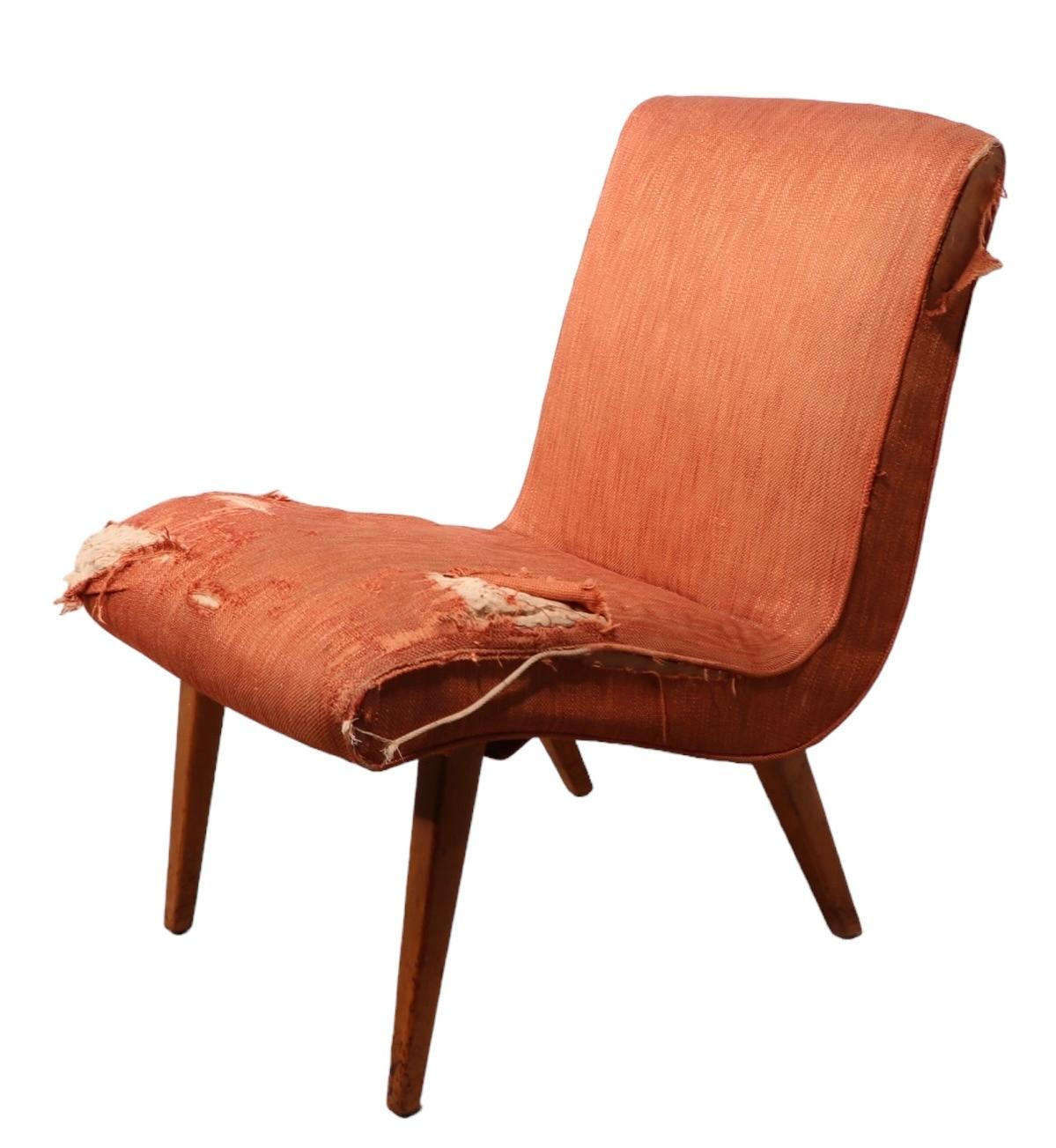 Mid Century Risom for Knoll Vostra Slipper Chair c 1940/50's In Fair Condition For Sale In New York, NY