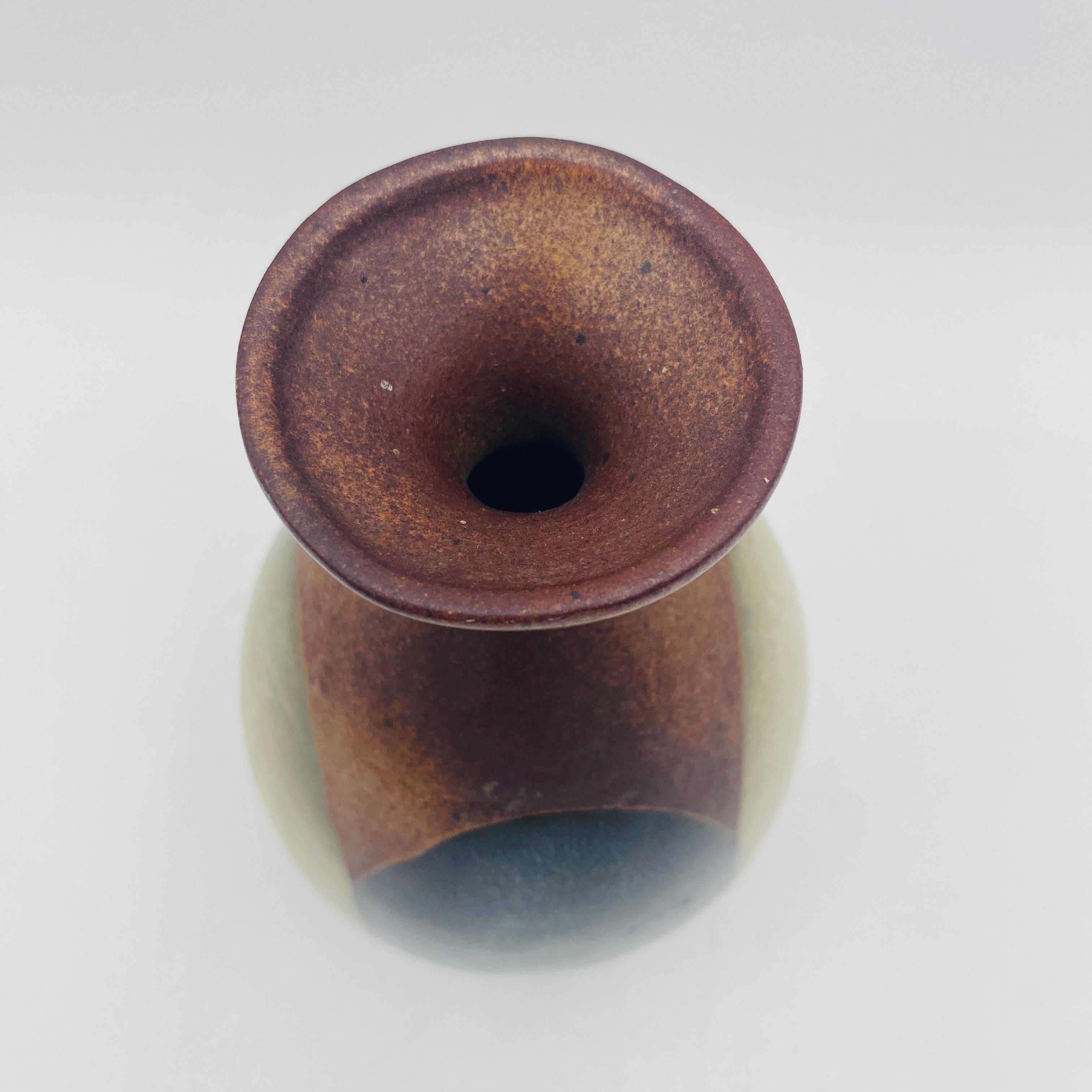 Vaso a goccia di metà secolo Robert Maxwell Pottery Craft California Design 1970s In condizioni buone in vendita a San Juan Capistrano, CA