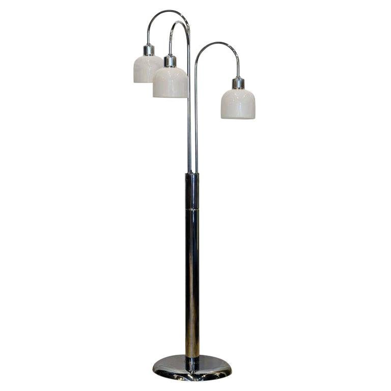 Midcentury Robert Sonneman Style Chrome Waterfall Floor Lamp with Glass Shades For Sale