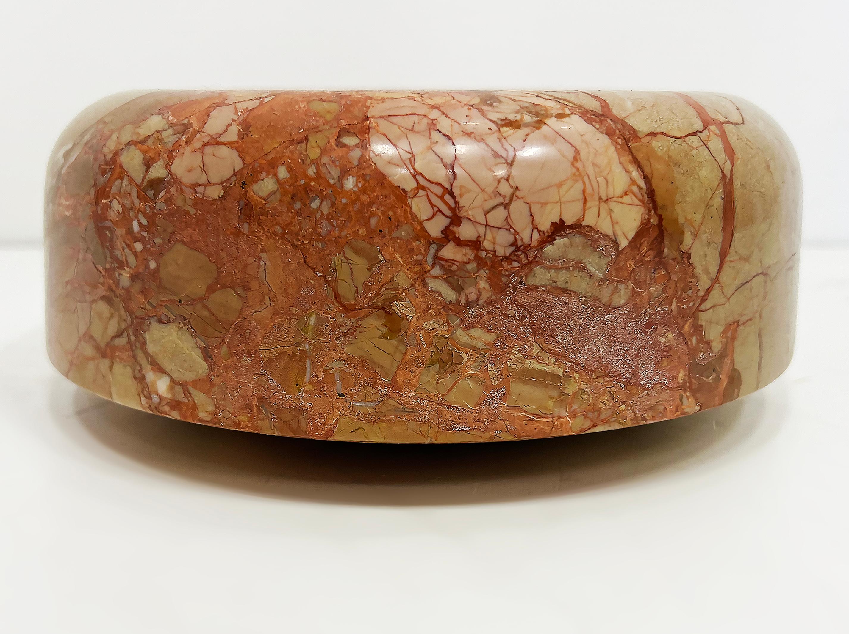 Mid-Century Modern Bol en marbre sculpté du milieu du siècle dernier, signé Roberto Arioli pour Gabbianelli en vente