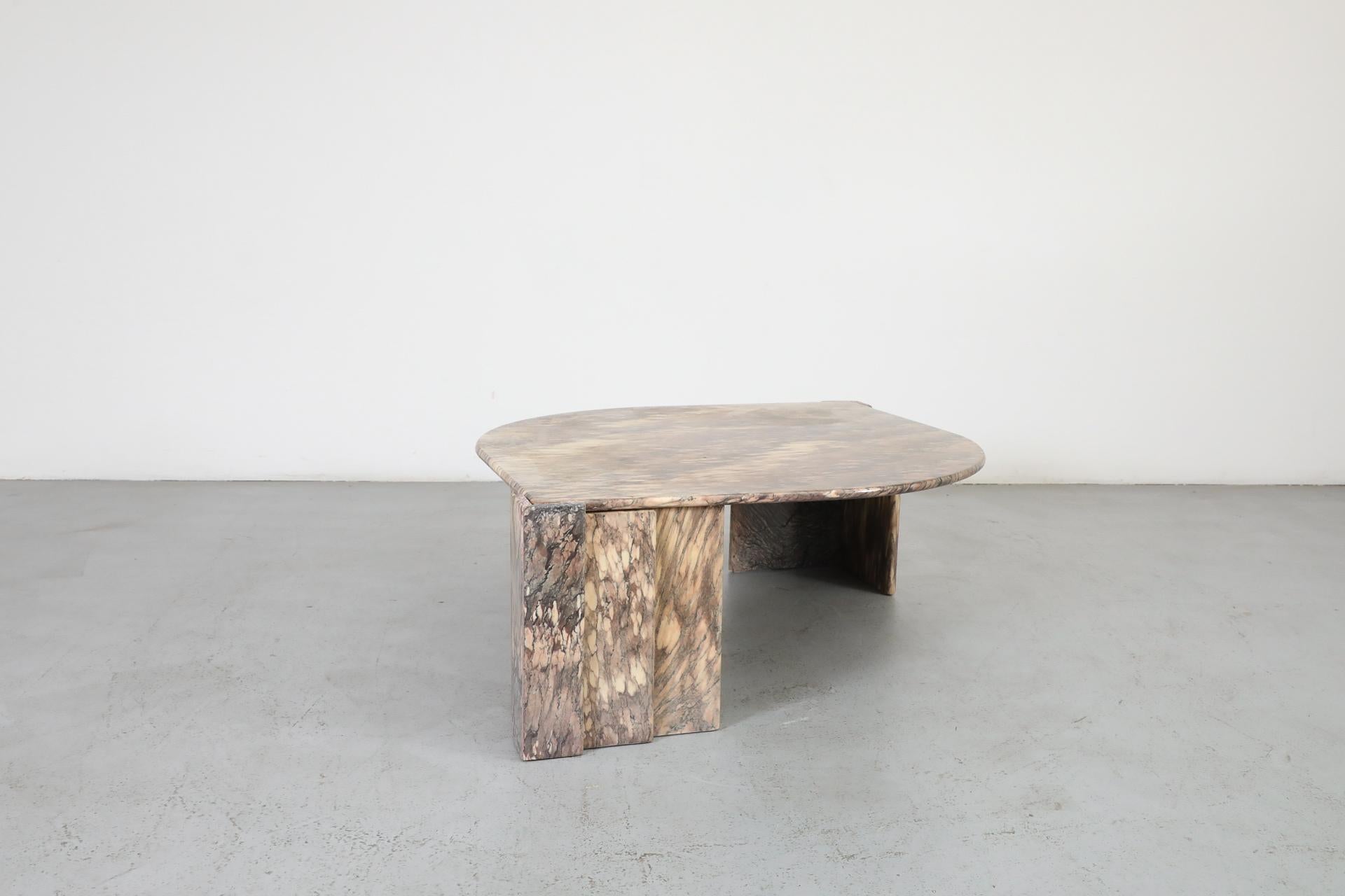 Français Table basse en quartzite 