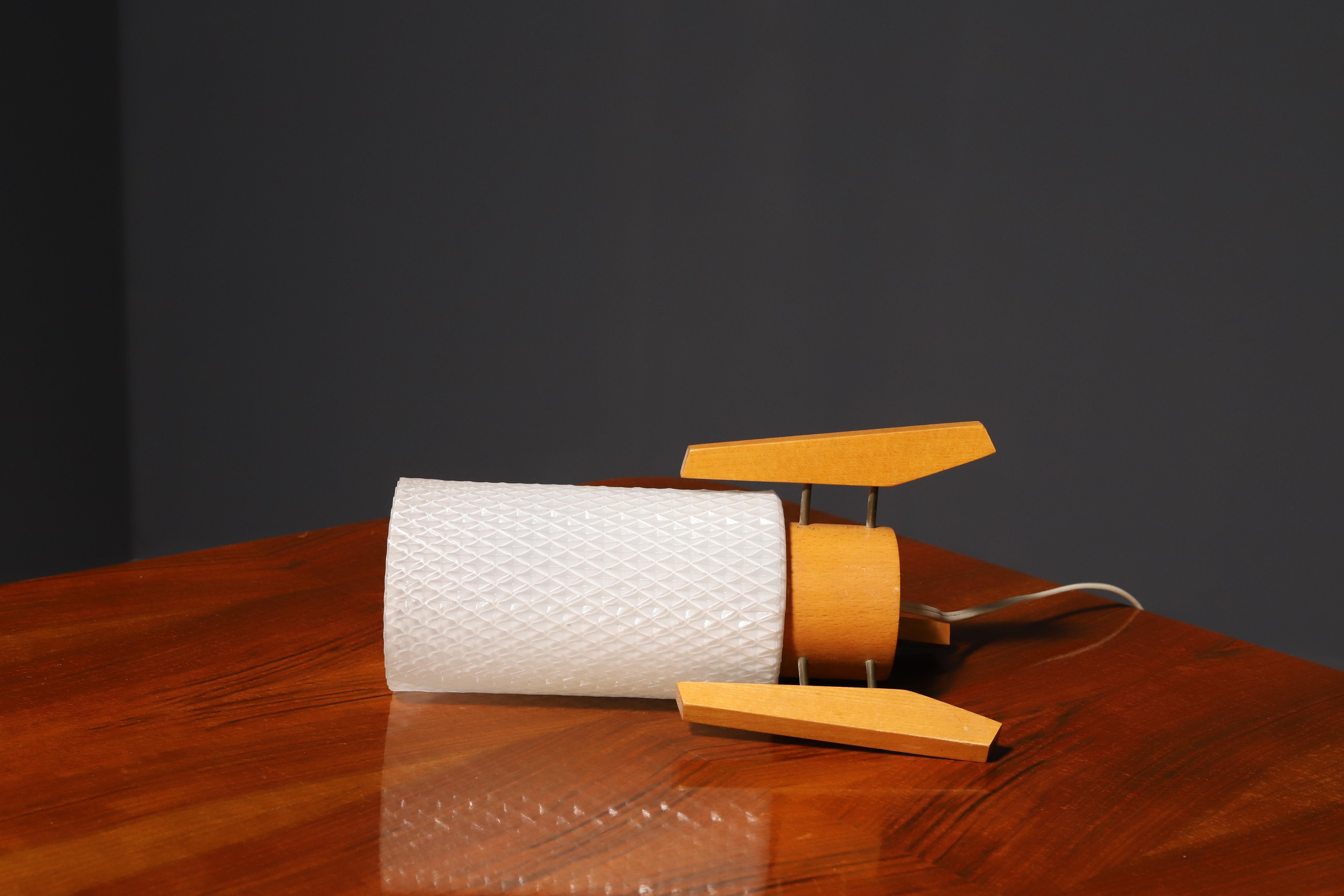 Mid century rocket desk lamp by Drevo Humpolec, Czechoslovakia, 1960´s In Good Condition For Sale In Prague 8, CZ