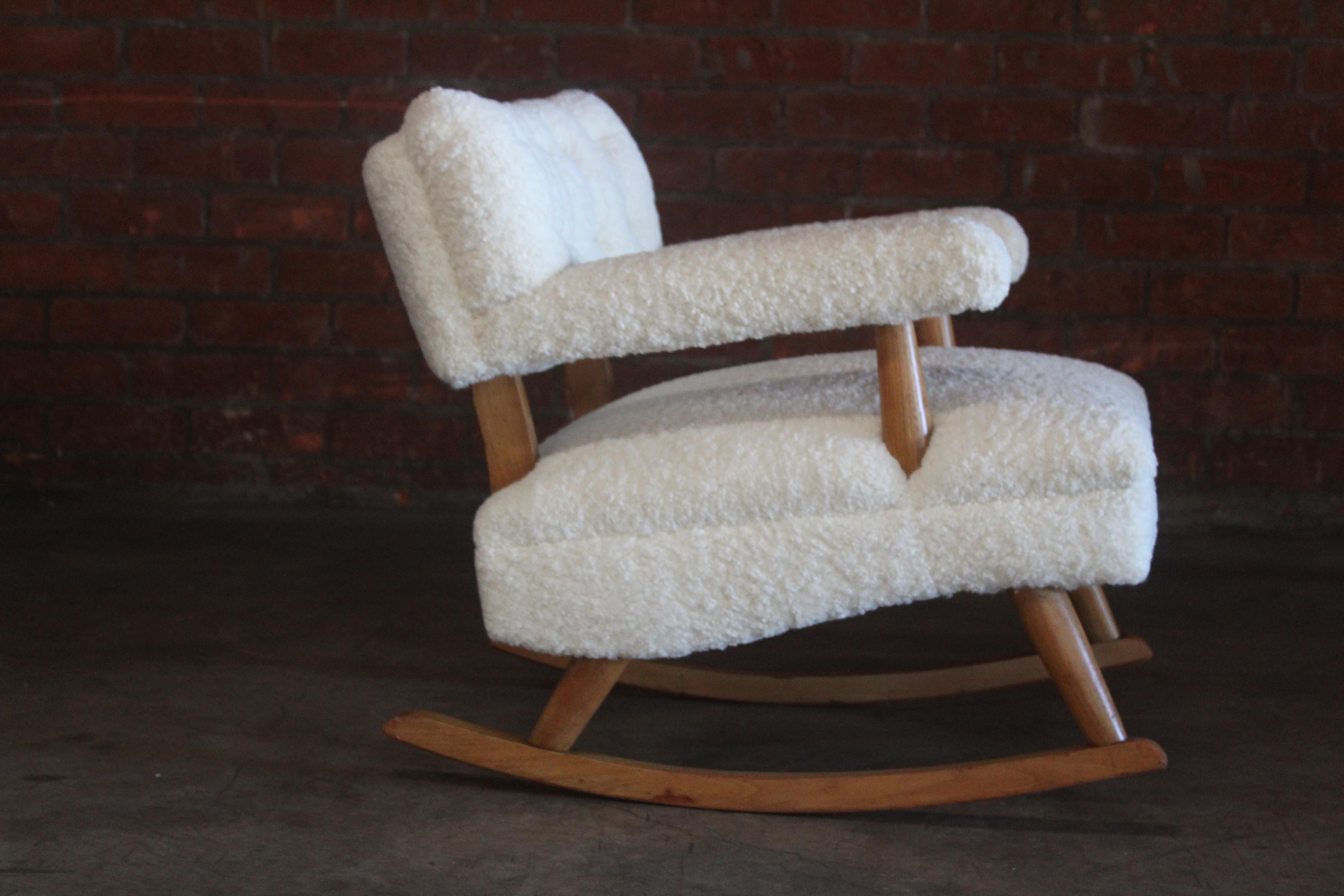 Mid-Century Rocking Chair Attributed to Billy Haines, 1950s 4
