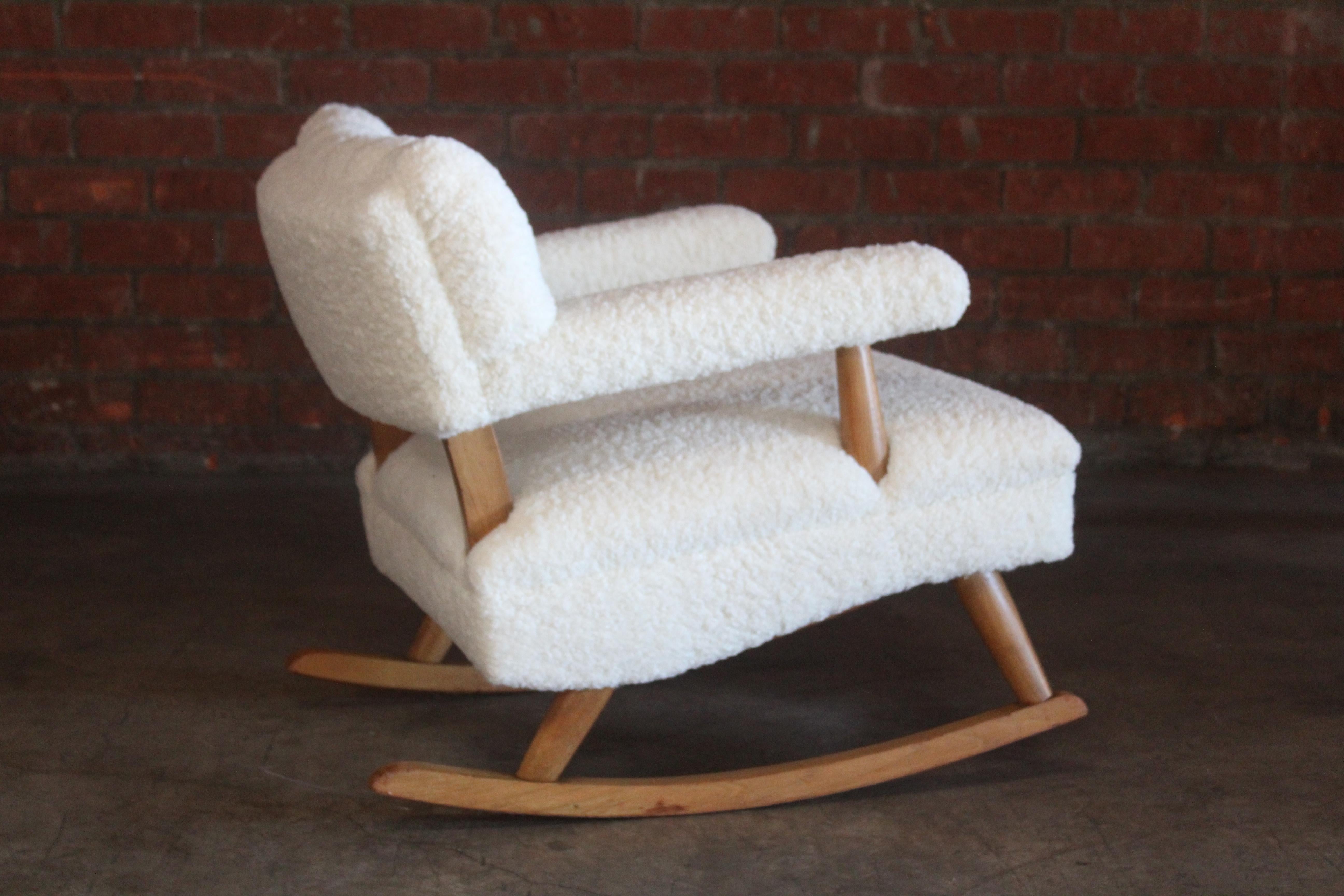 Mid-Century Rocking Chair Attributed to Billy Haines, 1950s 2