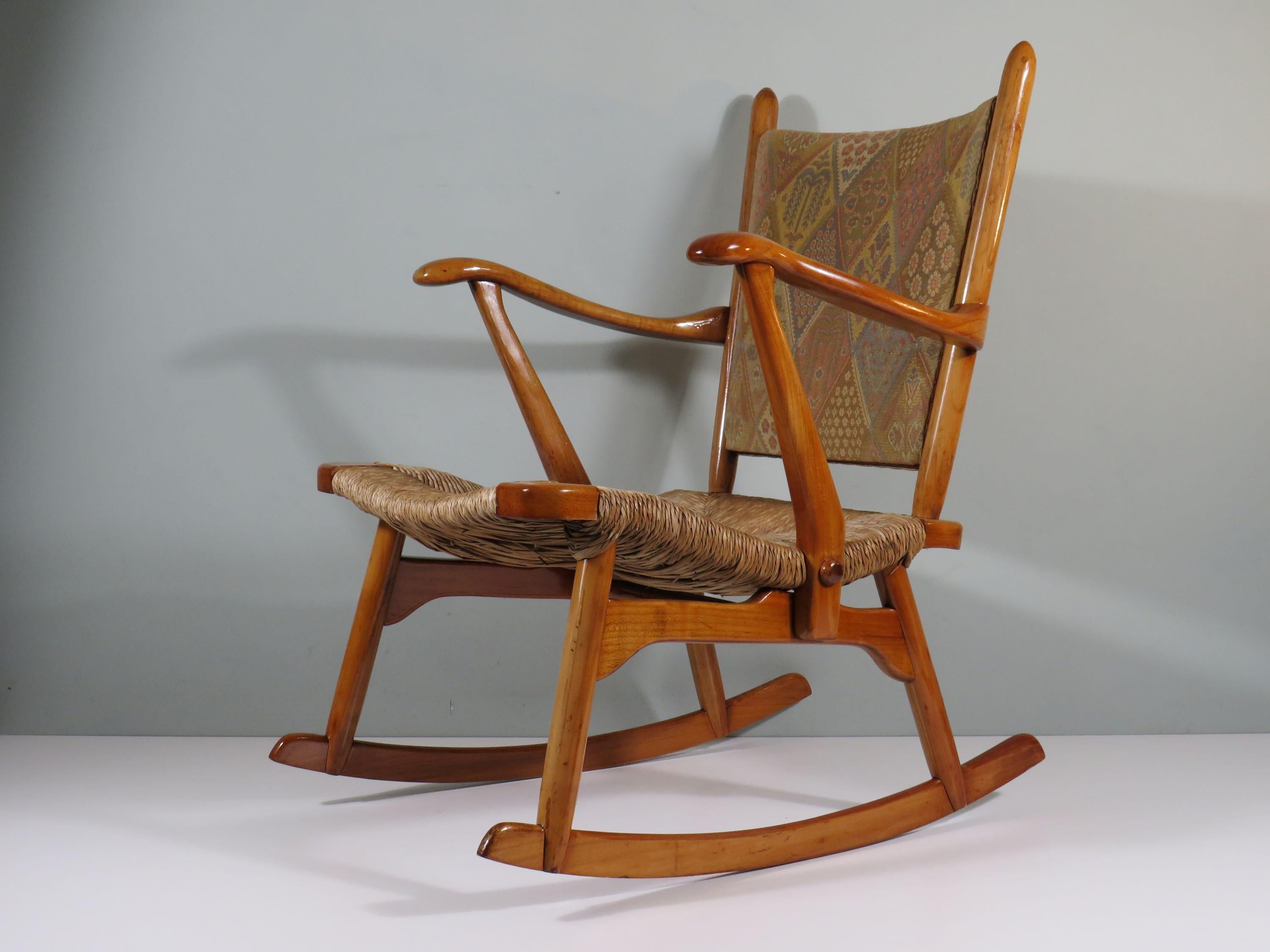 20th Century Mid century Rocking chair, De Ster - Gelderland Netherlands 1950-1960 For Sale