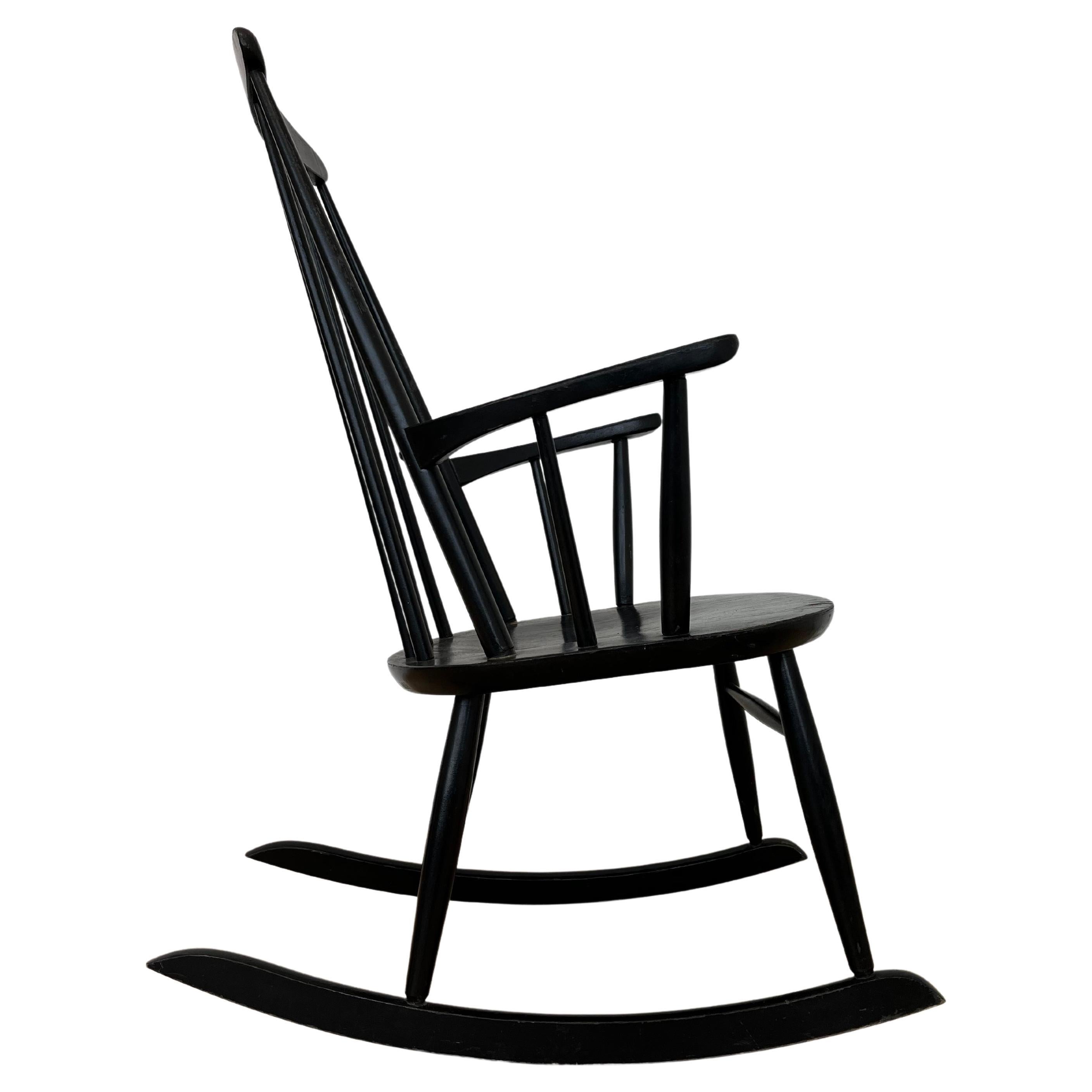 Midcentury Rocking Chair Designed by Ilmari Tapiovaara, Finland, 1960s For Sale