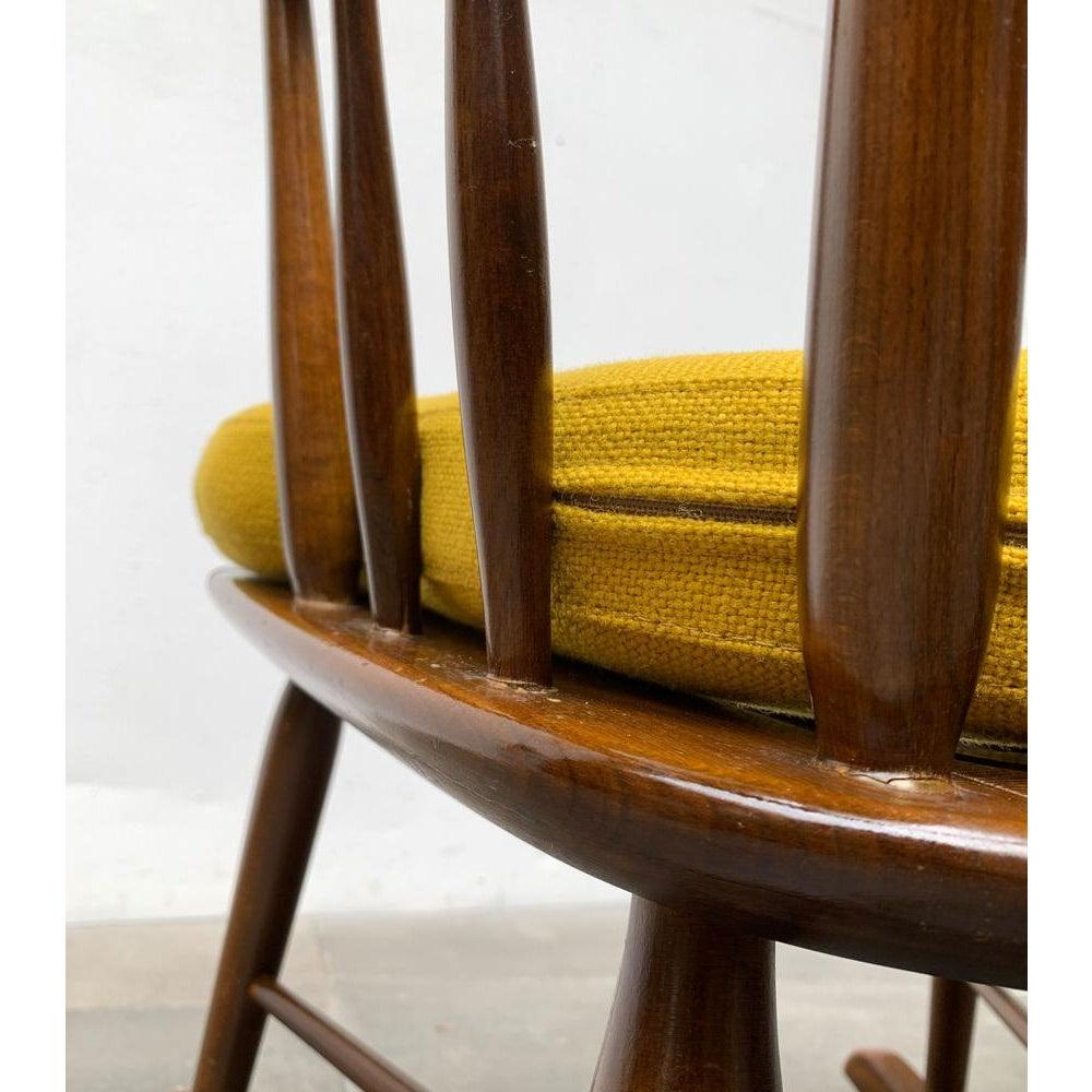 Fauteuil à bascule du milieu du siècle avec nouveau coussin Kvadrat par Børge Mogensen, années 1960 en vente 5