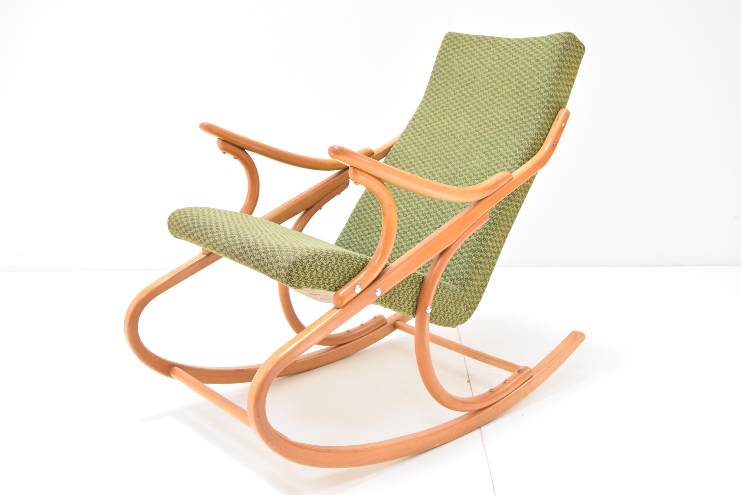 Made in Czechoslovakia
Made of fabric, wood
Upholstery has signs of use
Original condition.