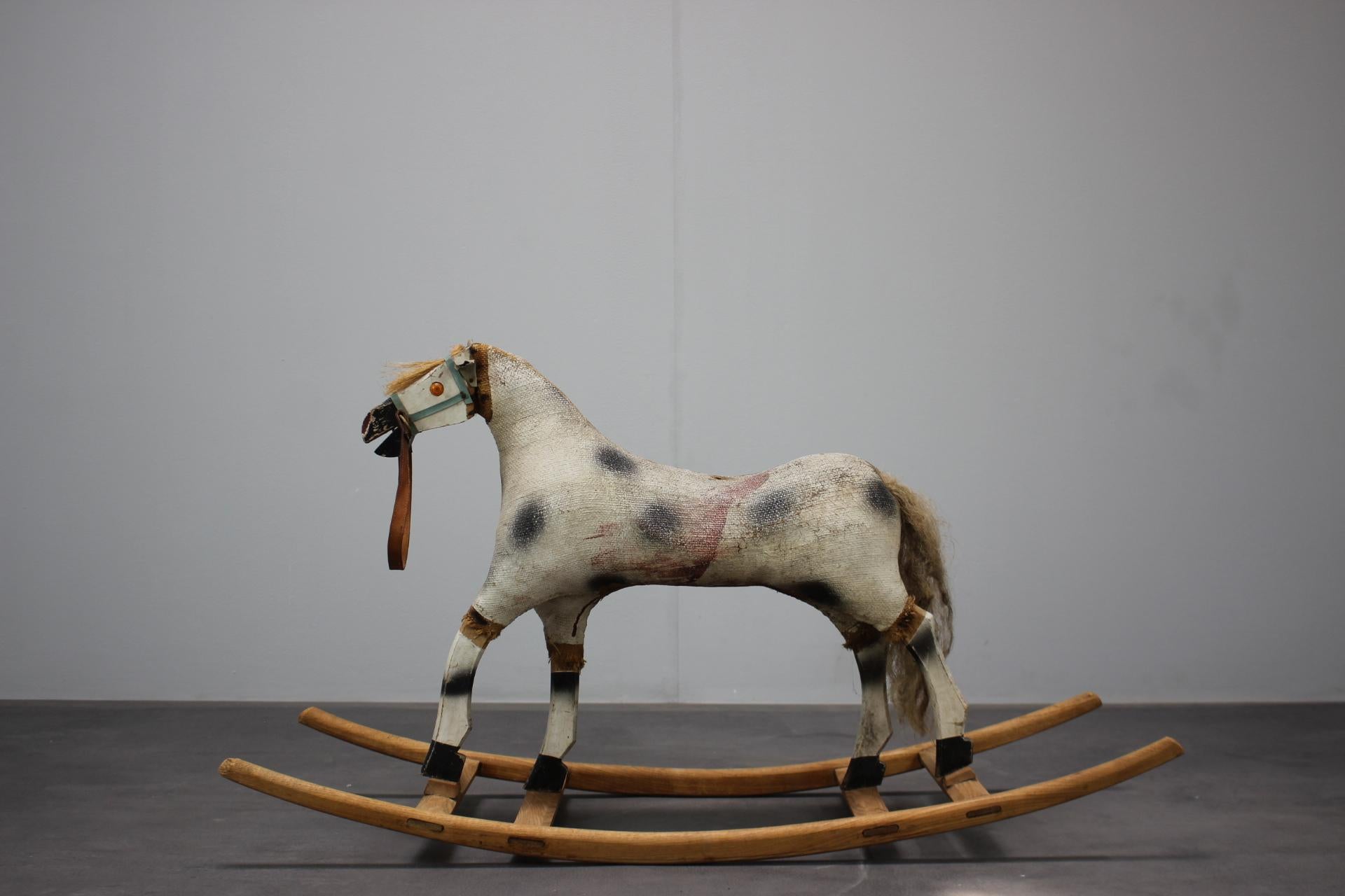 Mid-Century Modern Cheval à bascule du milieu du siècle, 1960, Tchécoslovaquie en vente