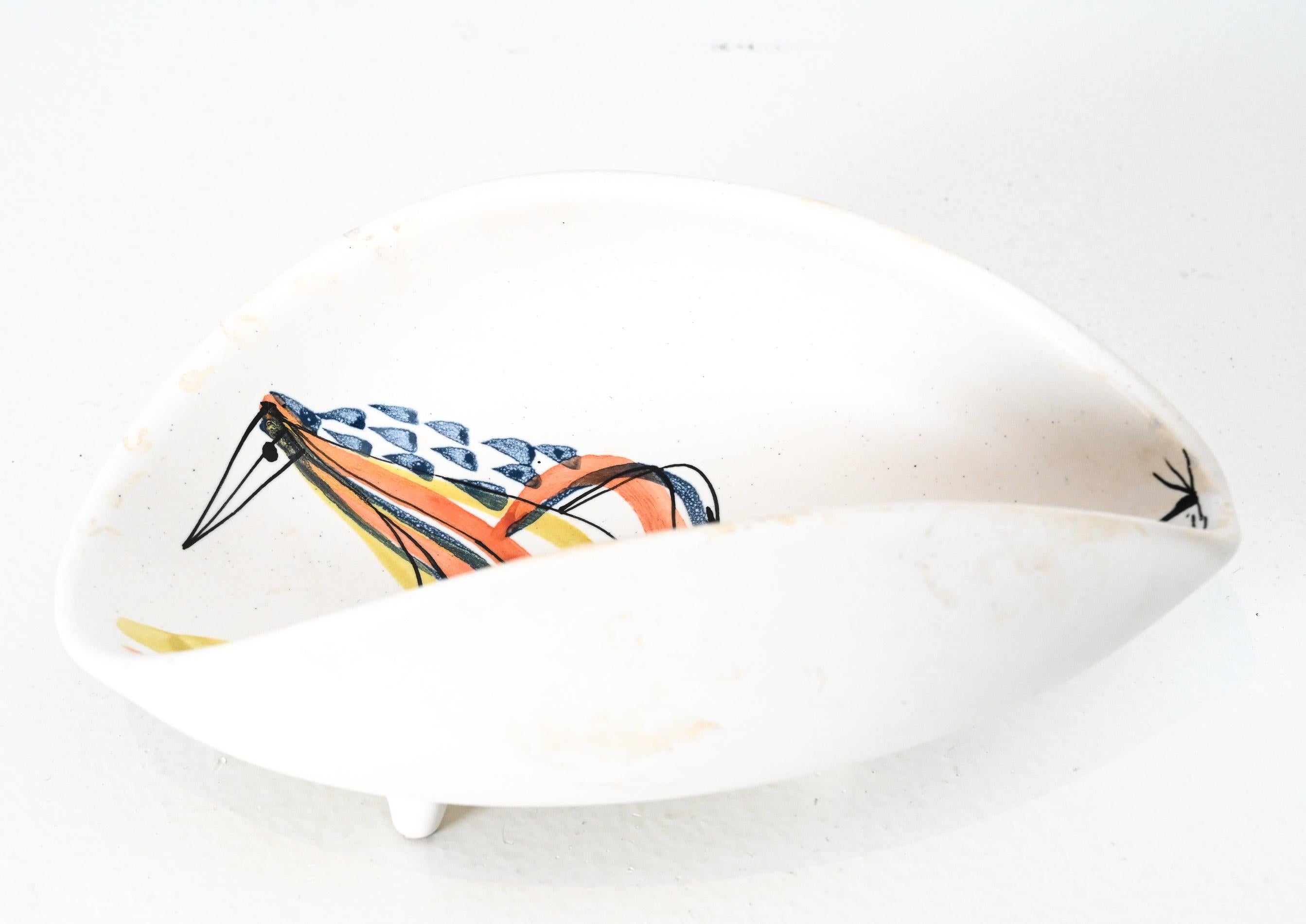mid century Roger Capron ceramic vide poche with bird motif For Sale 5