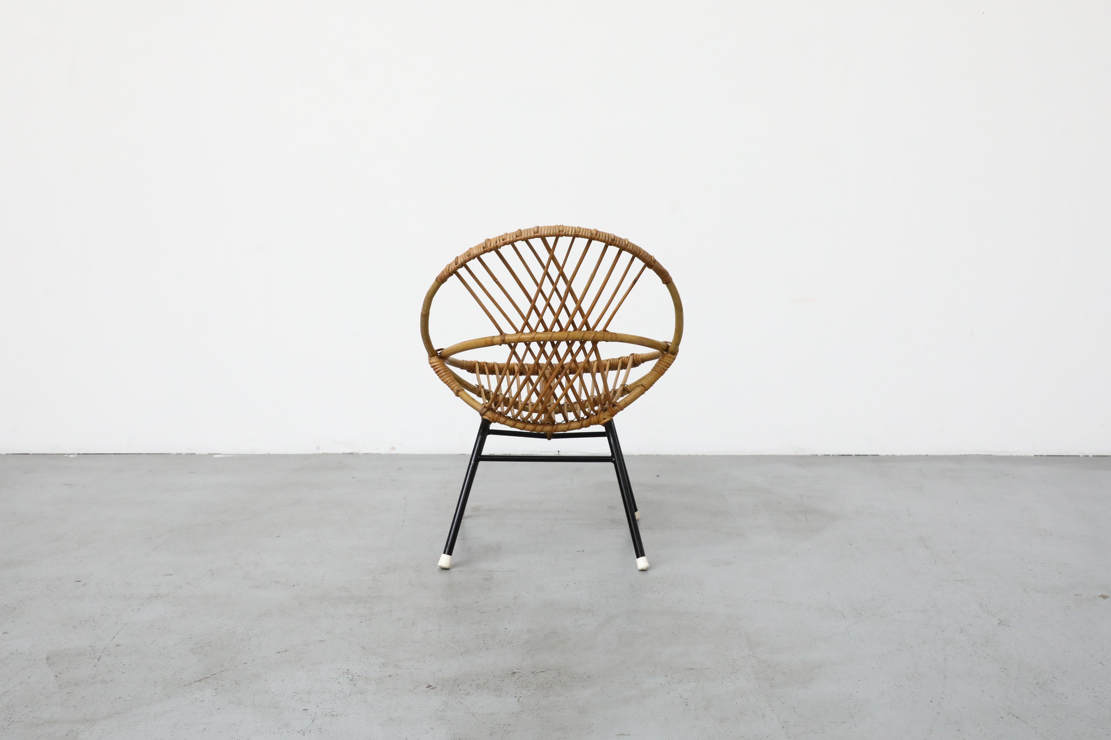 20th Century Mid-Century Rohe Noordwolde Bamboo Hoop Chair with Black Enameled Legs For Sale