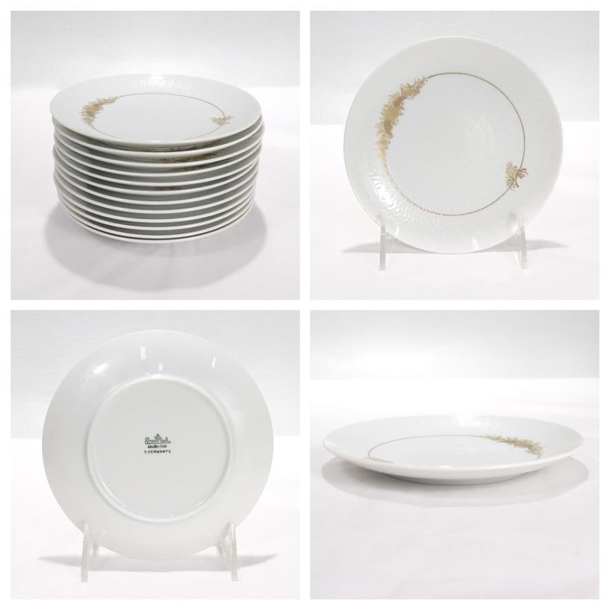 Gilt Mid-Century Romanze Porcelain Dinner Service by Bjorn Wiinblad for Rosenthal For Sale