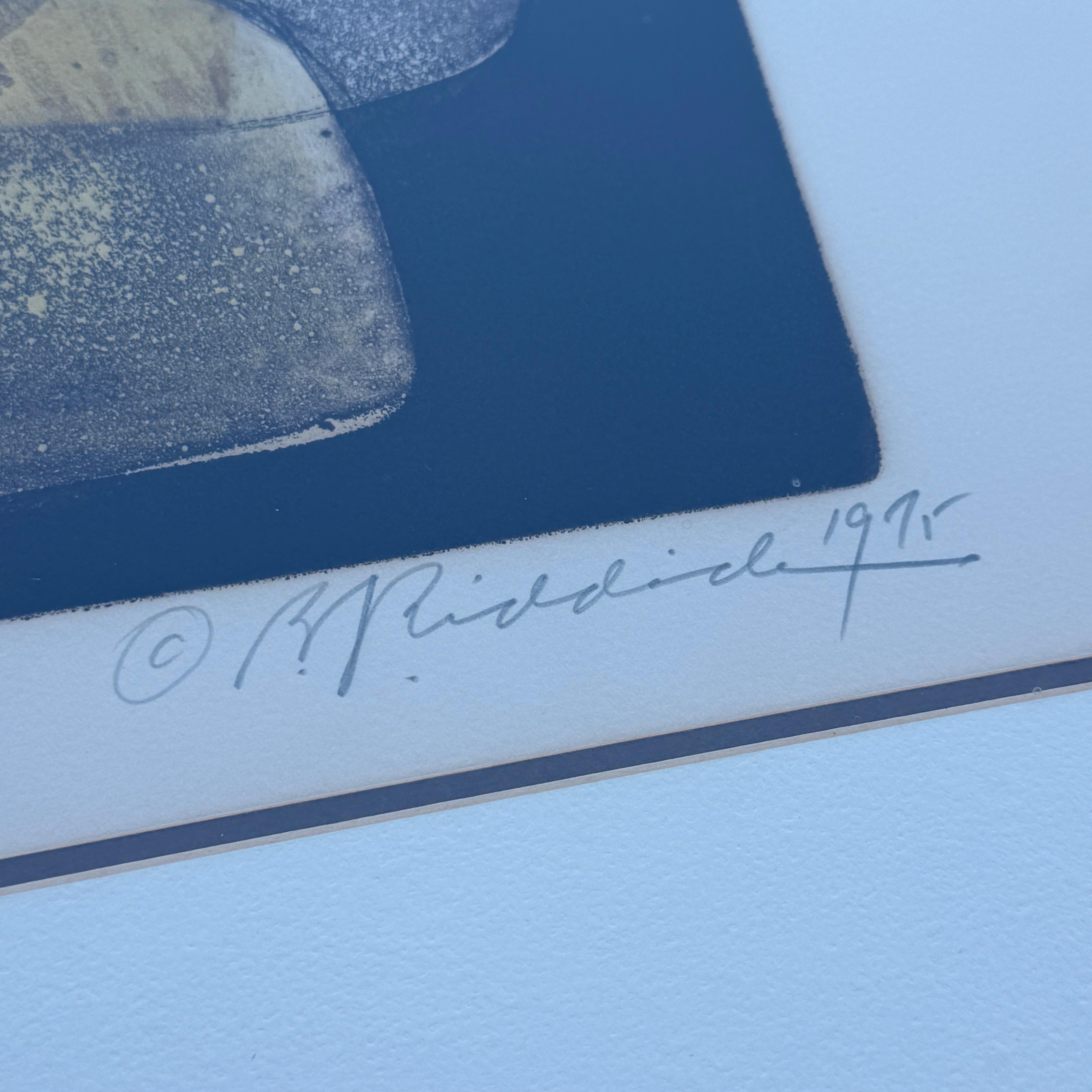 Ronald Riddick Hand signiert Lithographie von Hirsch gerahmt Kunstwerk.
Eine handsignierte Lithographie mit dem Titel And Beasts in the Field, die einen geraden Horn-Hirsch von Ronald Stephen Riddick (Amerikaner/ Arizona/ Kalifornien, geboren 1952)