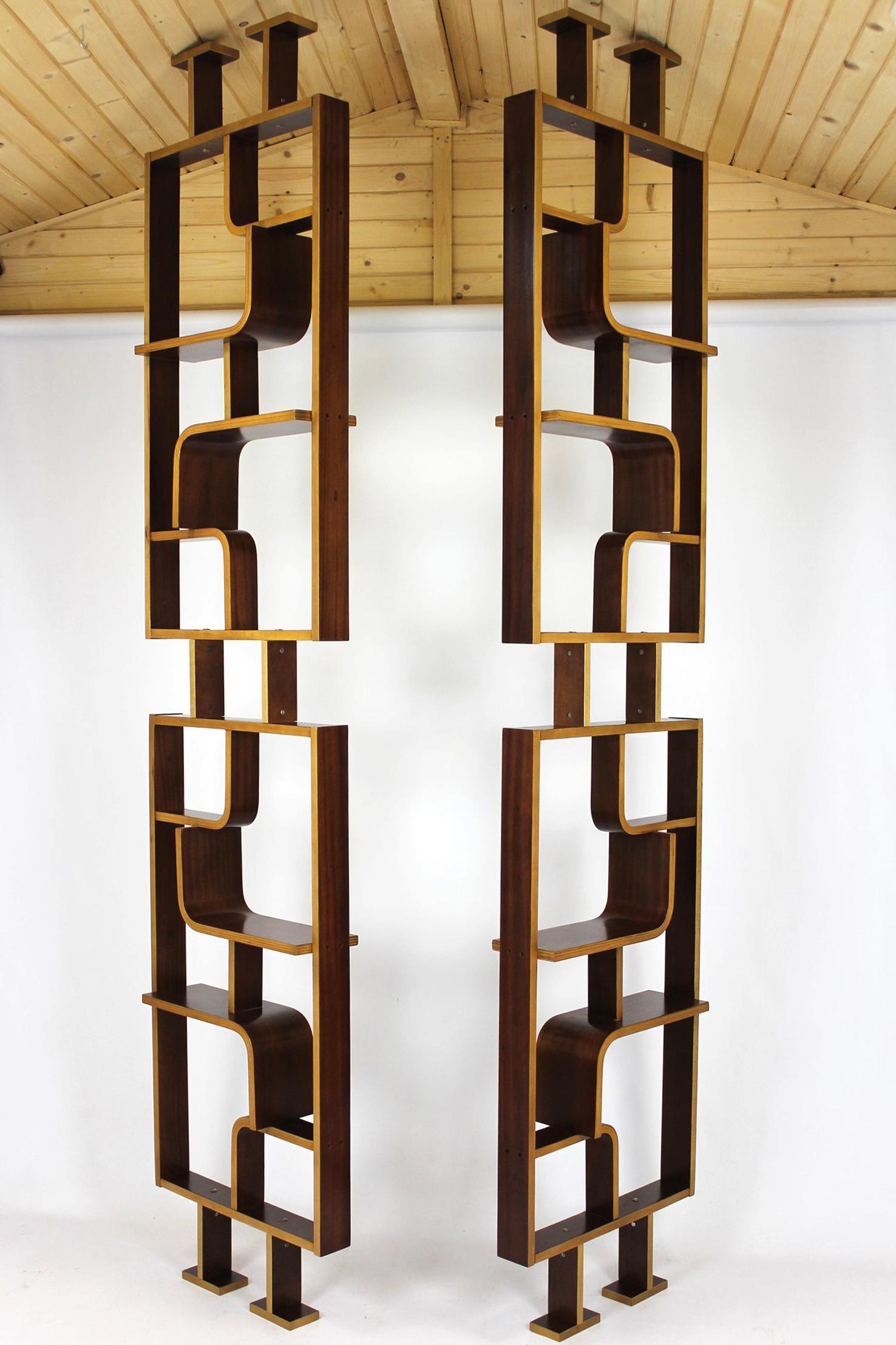 This room divider was designed by Ludvik Volák for Dřevopodnik Holešov in the 1960s.
Made of bent, veneered plywood. These room dividers have been completely restored, varnished in a satin finish.
On request, we can make new legs to a height suited