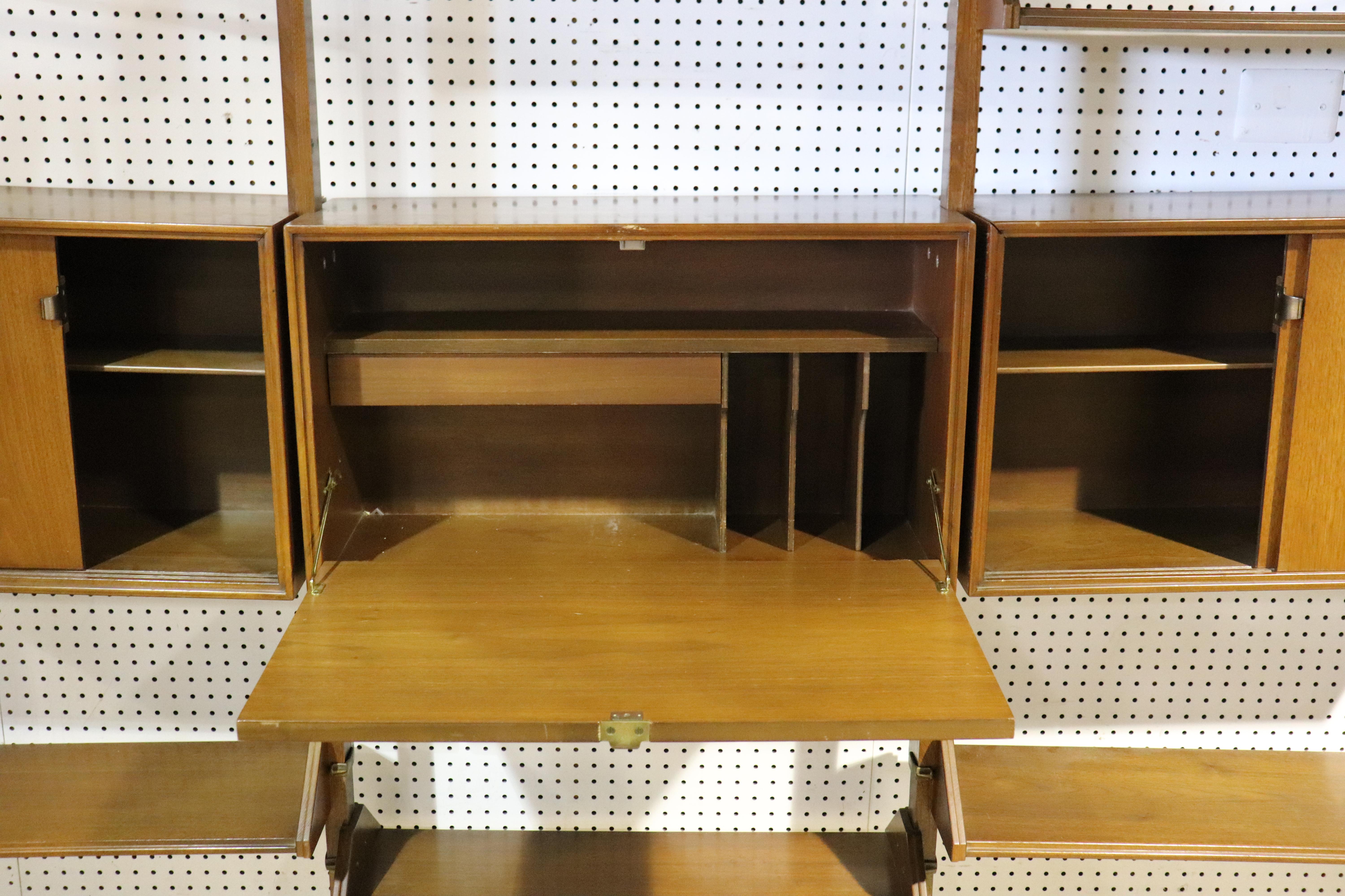 Mid-Century Modern Mid-Century Room Dividing Bookcase For Sale