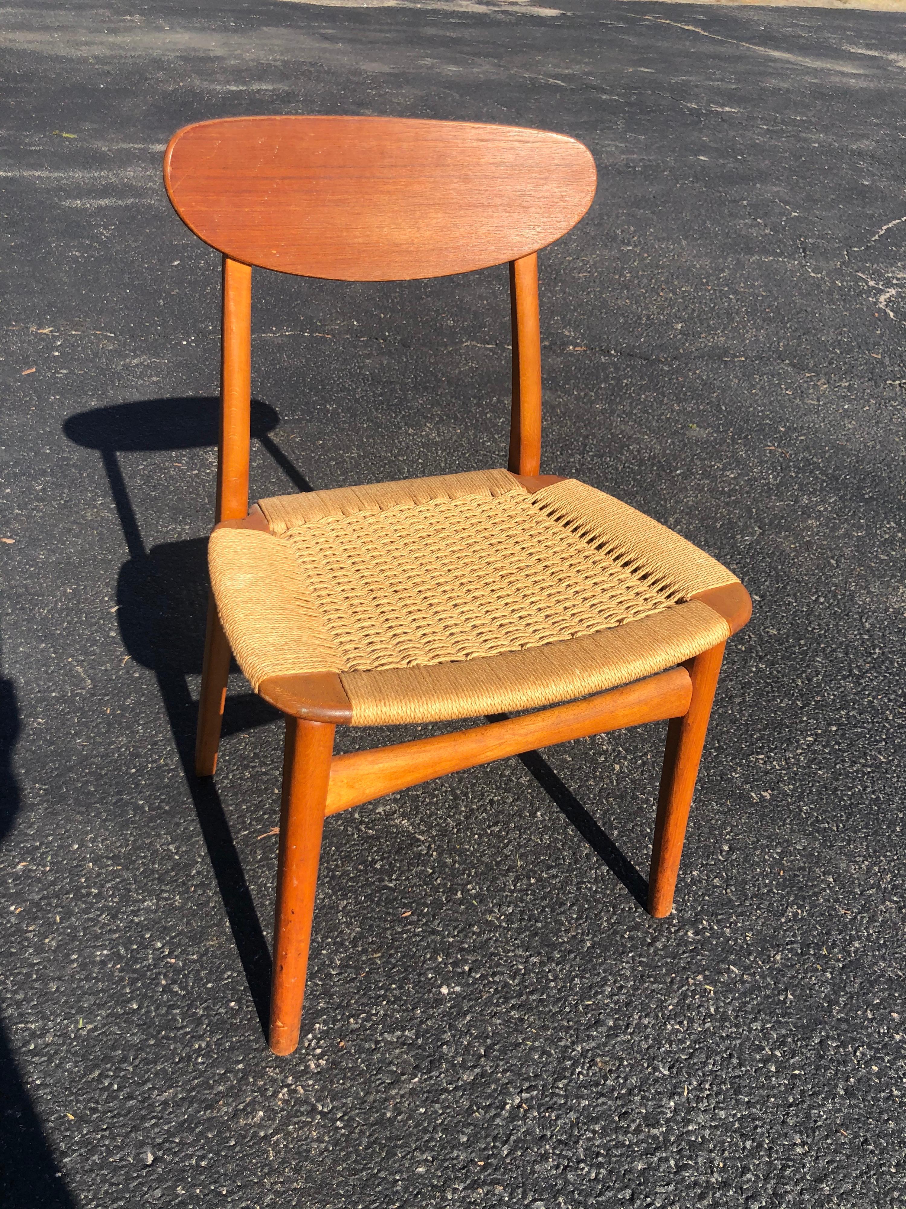 Mid Century Rope Chair with Teak Wood In Good Condition In Redding, CT