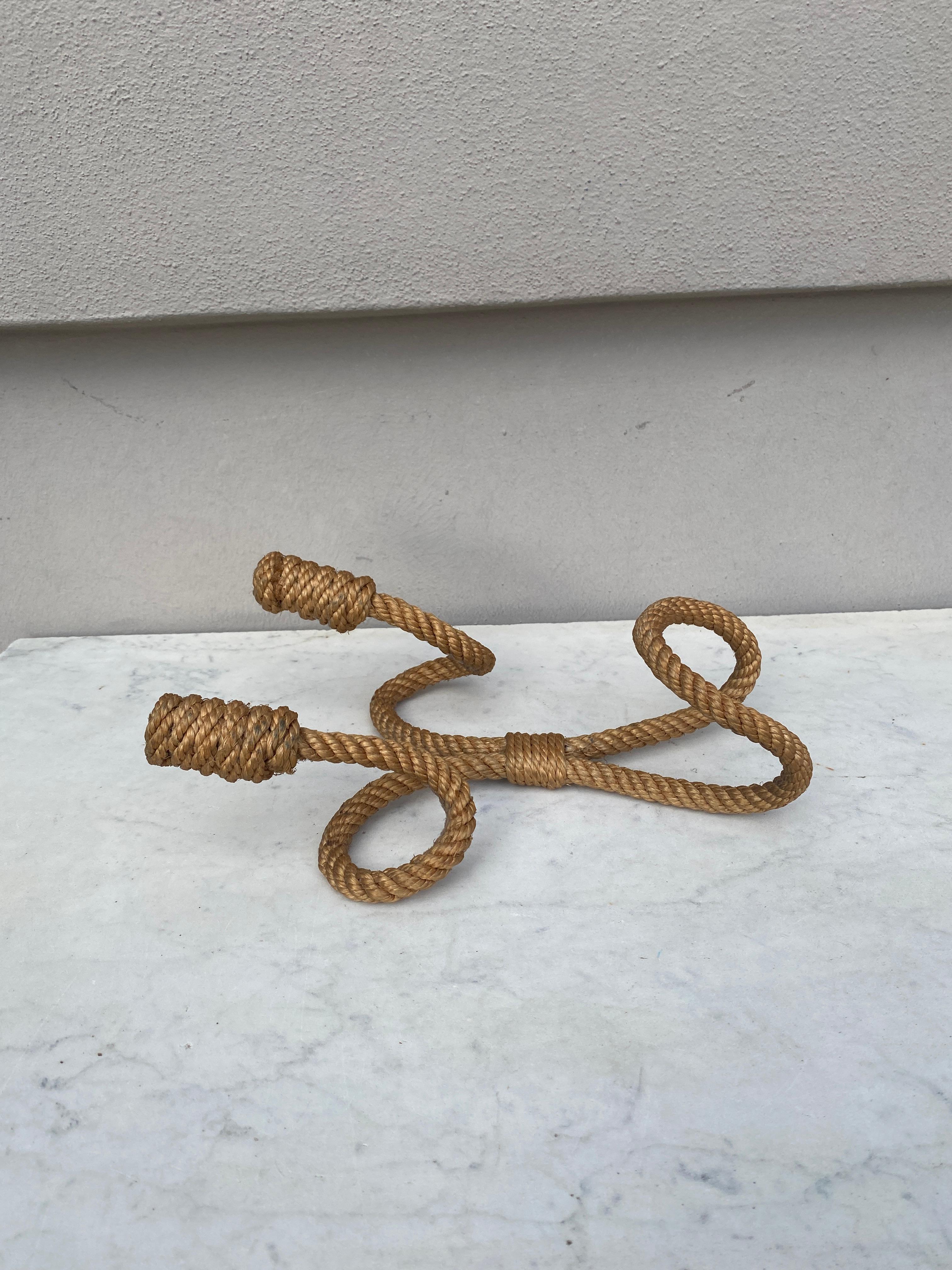 French rope hook coat Audoux Minet, circa 1960.
Height / 10 inches ,W / 7.8 inches.