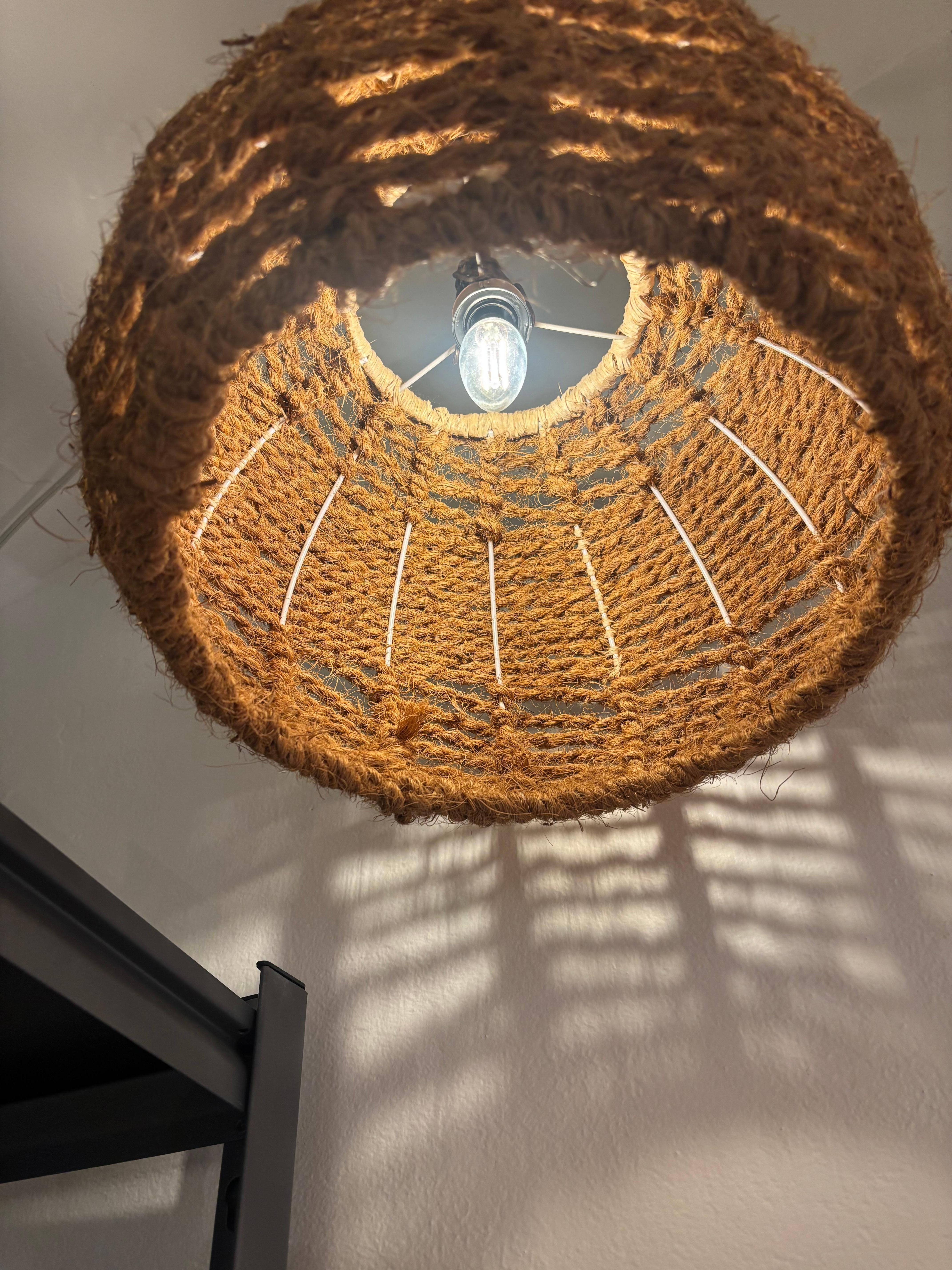 Unique rope pendant in great condition from France circa 1970s
