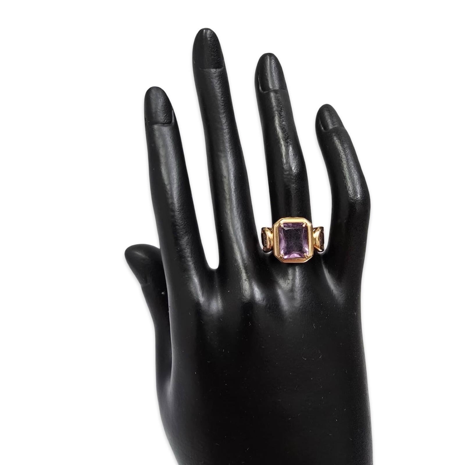 Taglio smeraldo Anello Cocktail Architettonico in oro rosa di metà secolo con ametista da 3 carati in vendita