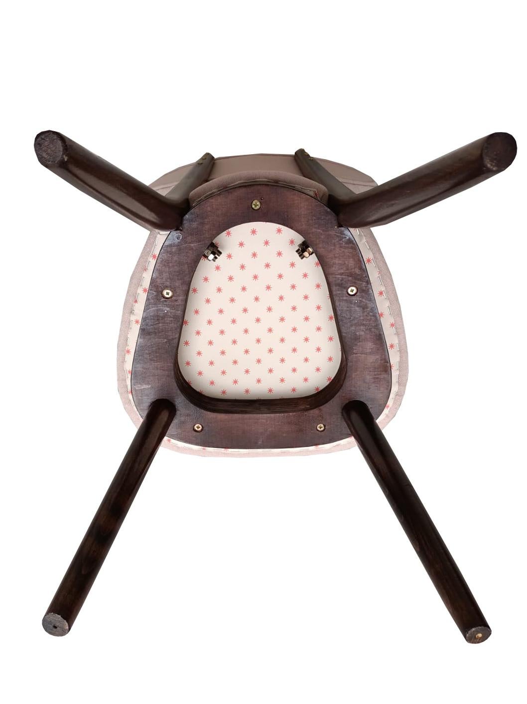 Velours Chaise à cœur rose à l'eau de rose du milieu du siècle, Europe, années 1960 en vente