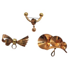 Vintage Mid Century Rosegold Pin Brooch Set