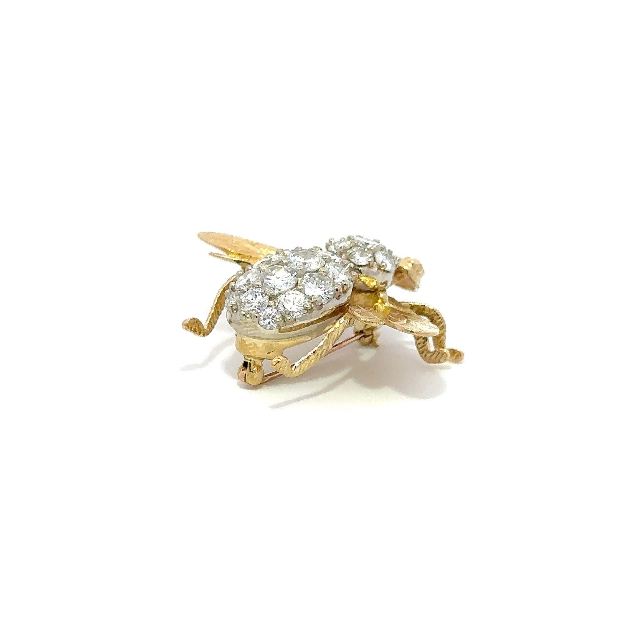 Mid-Century Rosenthal 18K Gold Diamond Bee Brooch In Good Condition For Sale In Houston, TX