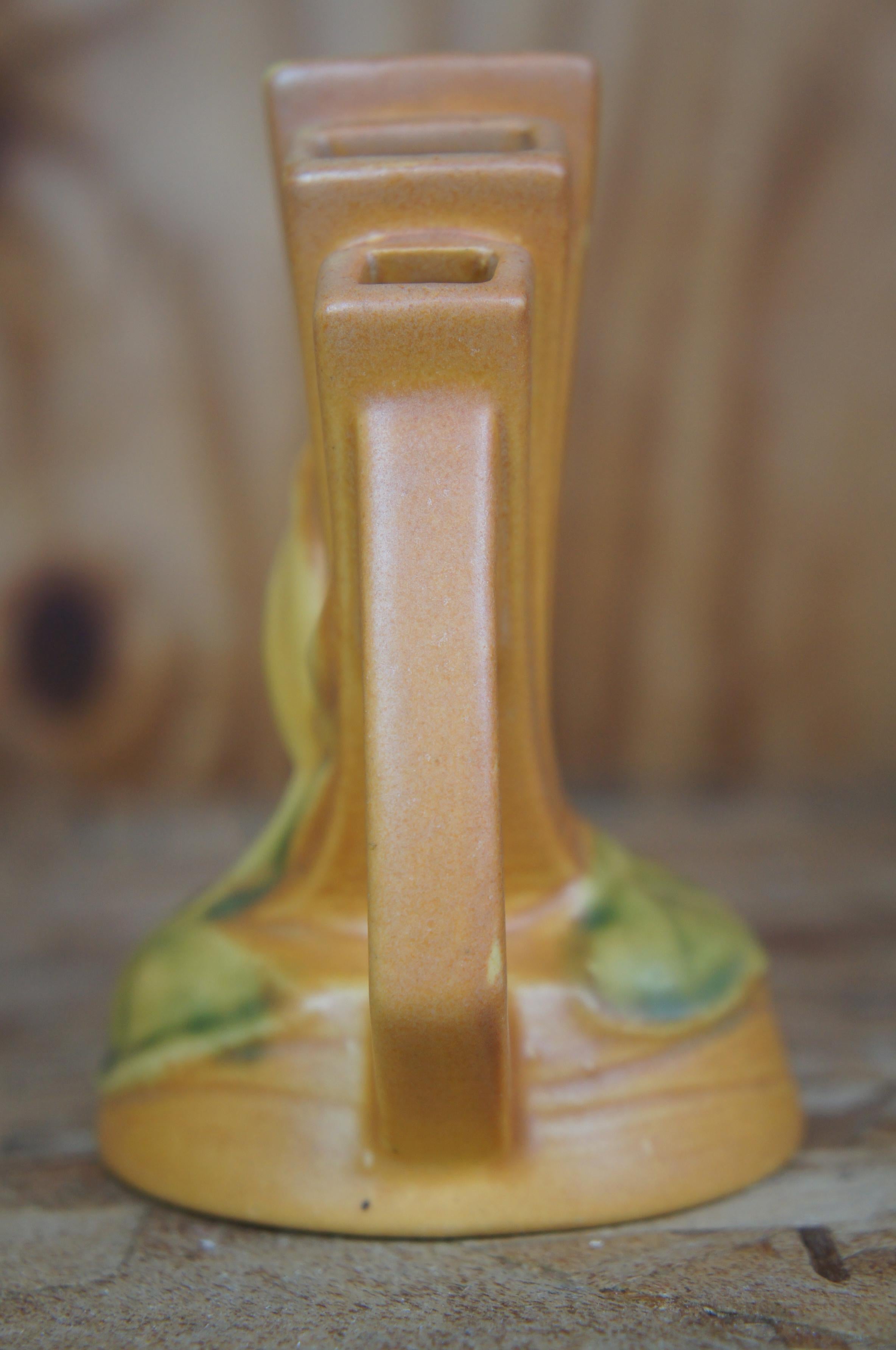 Art Deco Mid Century Roseville Pottery Water Lily Flower Frog 5 Finger Fan Bud Vase