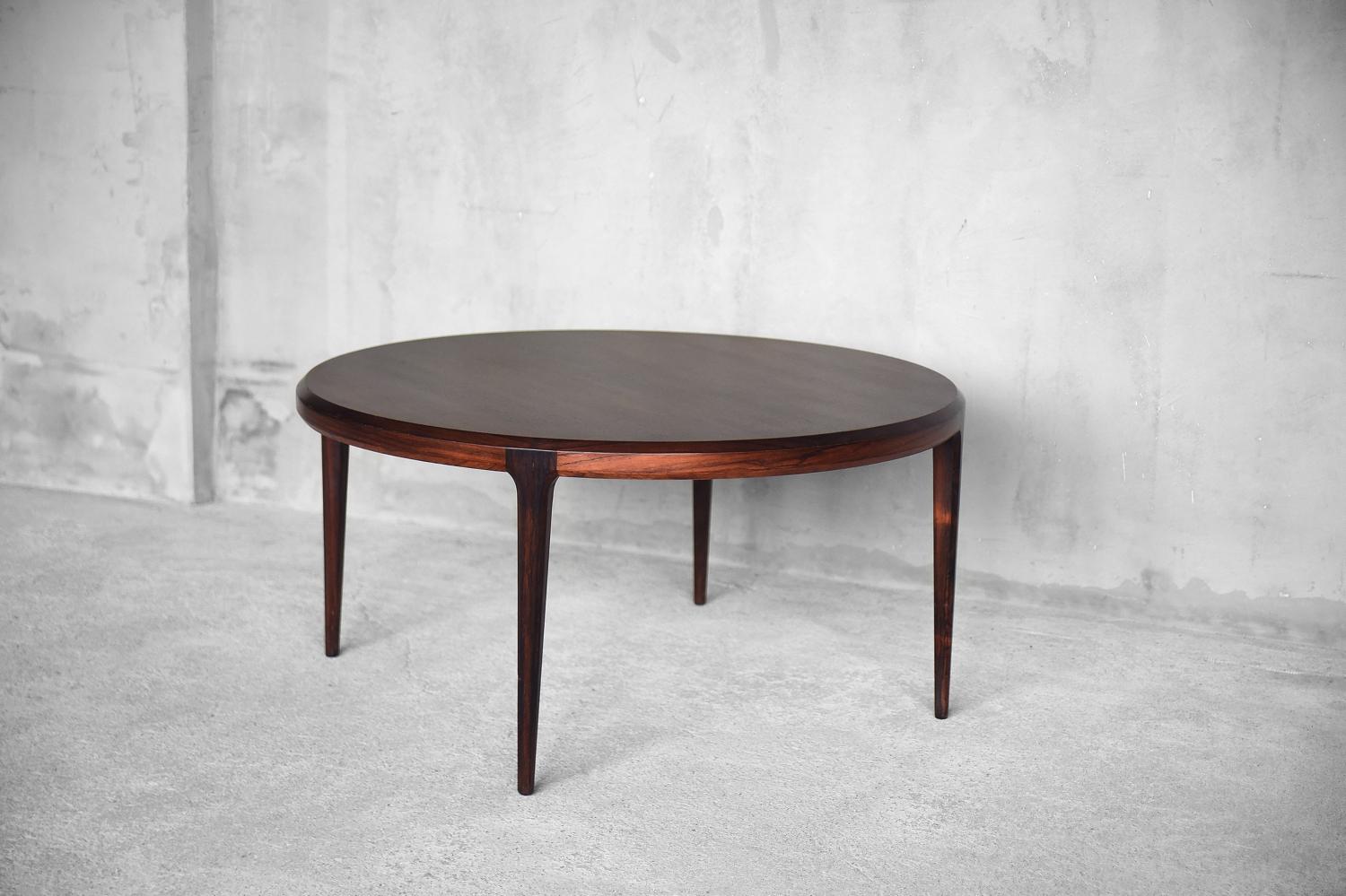 Danish Mid-Century Rosewood 283 Coffee Table by Johannes Andersen for CFC Silkeborg For Sale