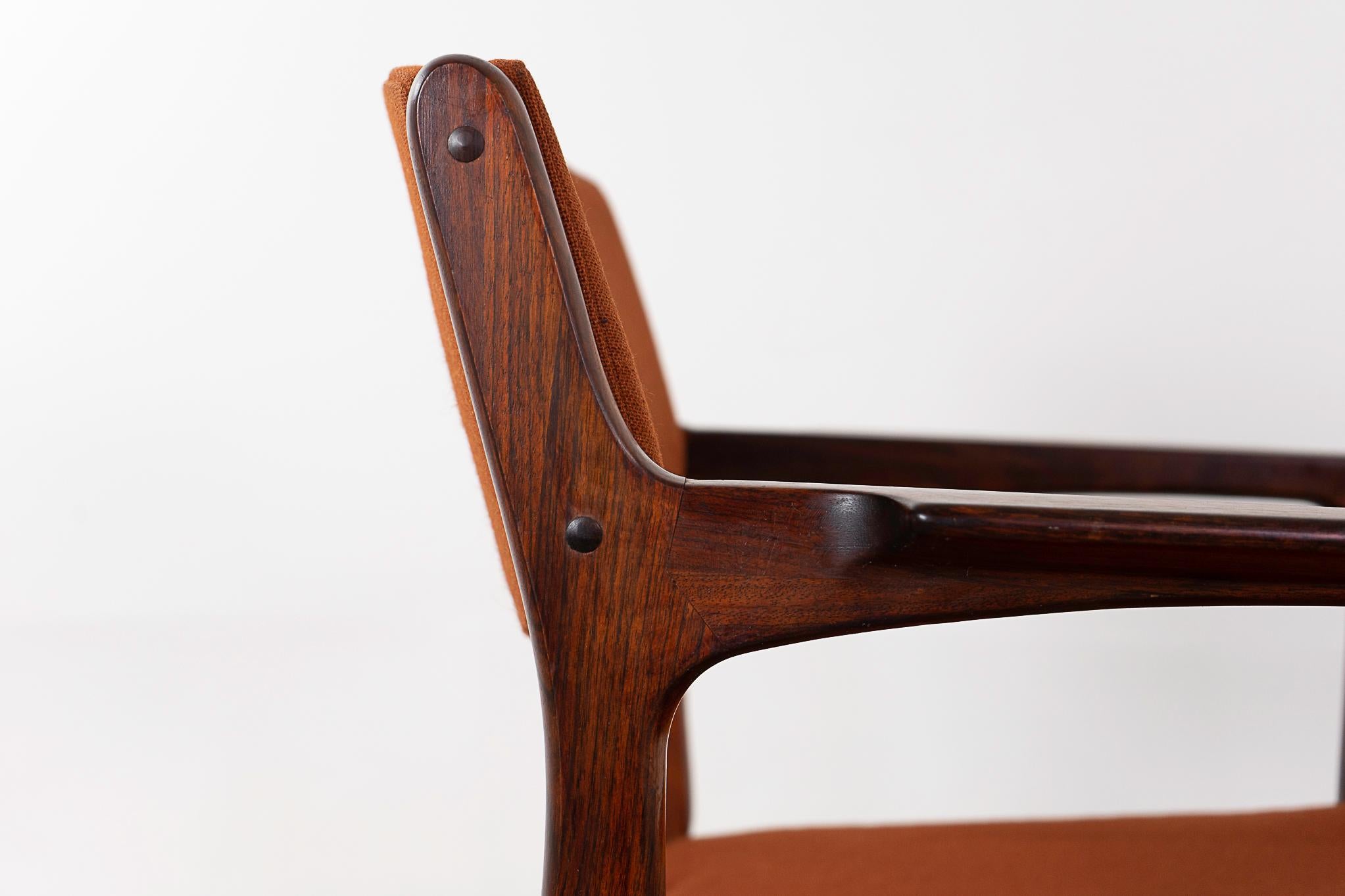 Mid-Century Rosewood Armchair For Sale 3
