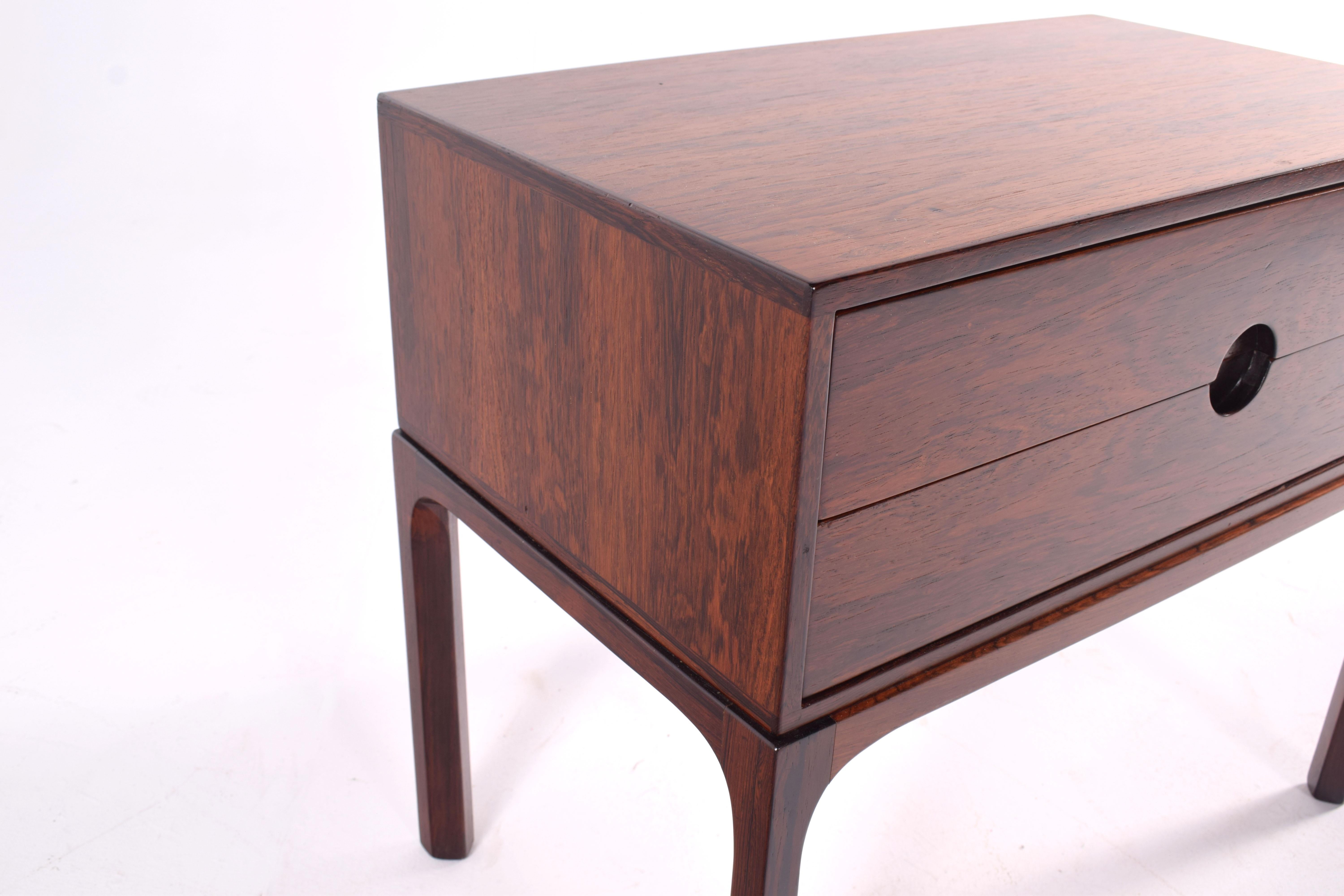 Aksel Kjersgaard Rosewood Bedside Table In Good Condition In Lisboa, Lisboa