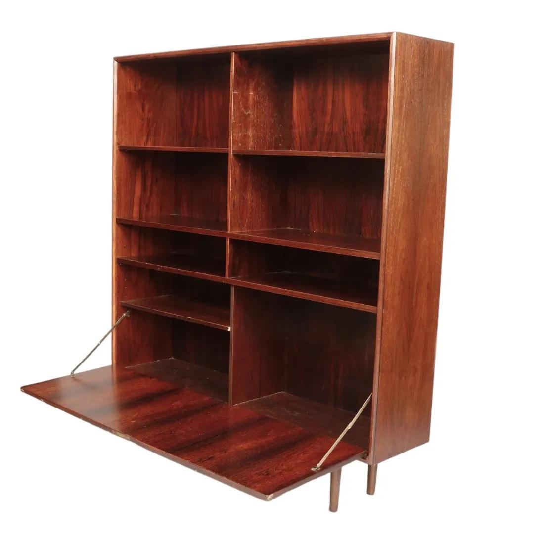 Mid-Century Rosewood Bookshelf With Shelves 