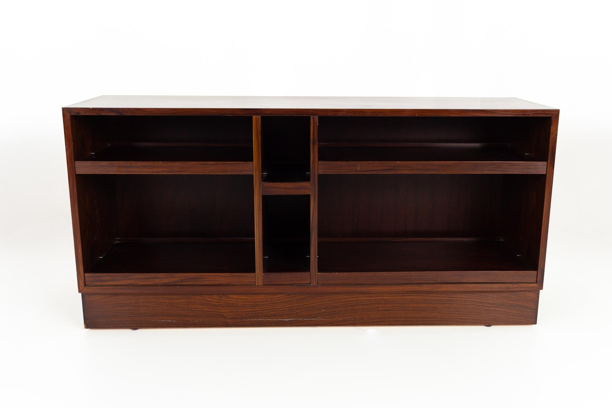 Midcentury Rosewood Buffet & Hutch For Sale 1