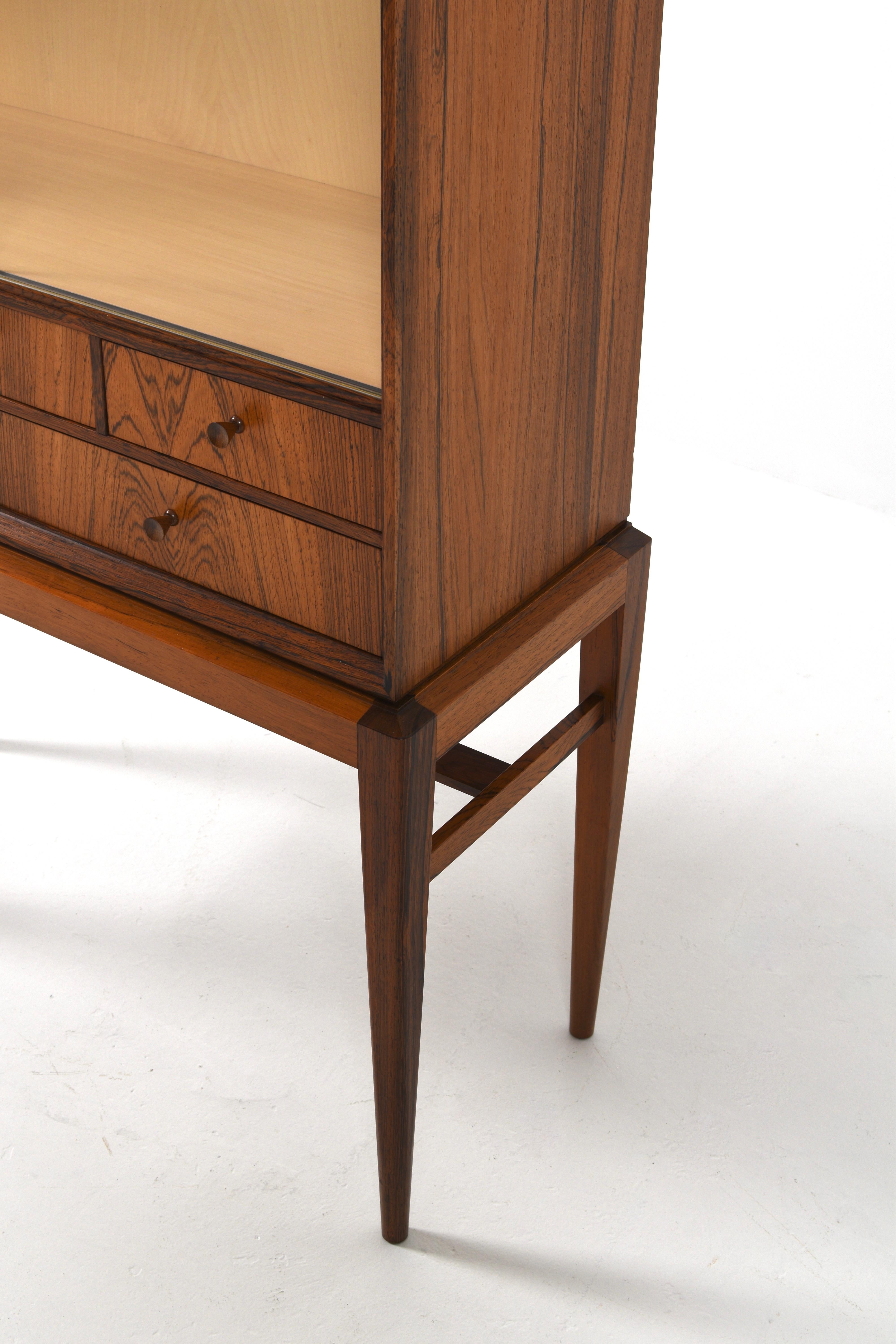 Suédois Armoire en bois de rose du milieu du siècle par Svante Skogh pour Seffle Möbelfabrik, Suède, années 60 en vente