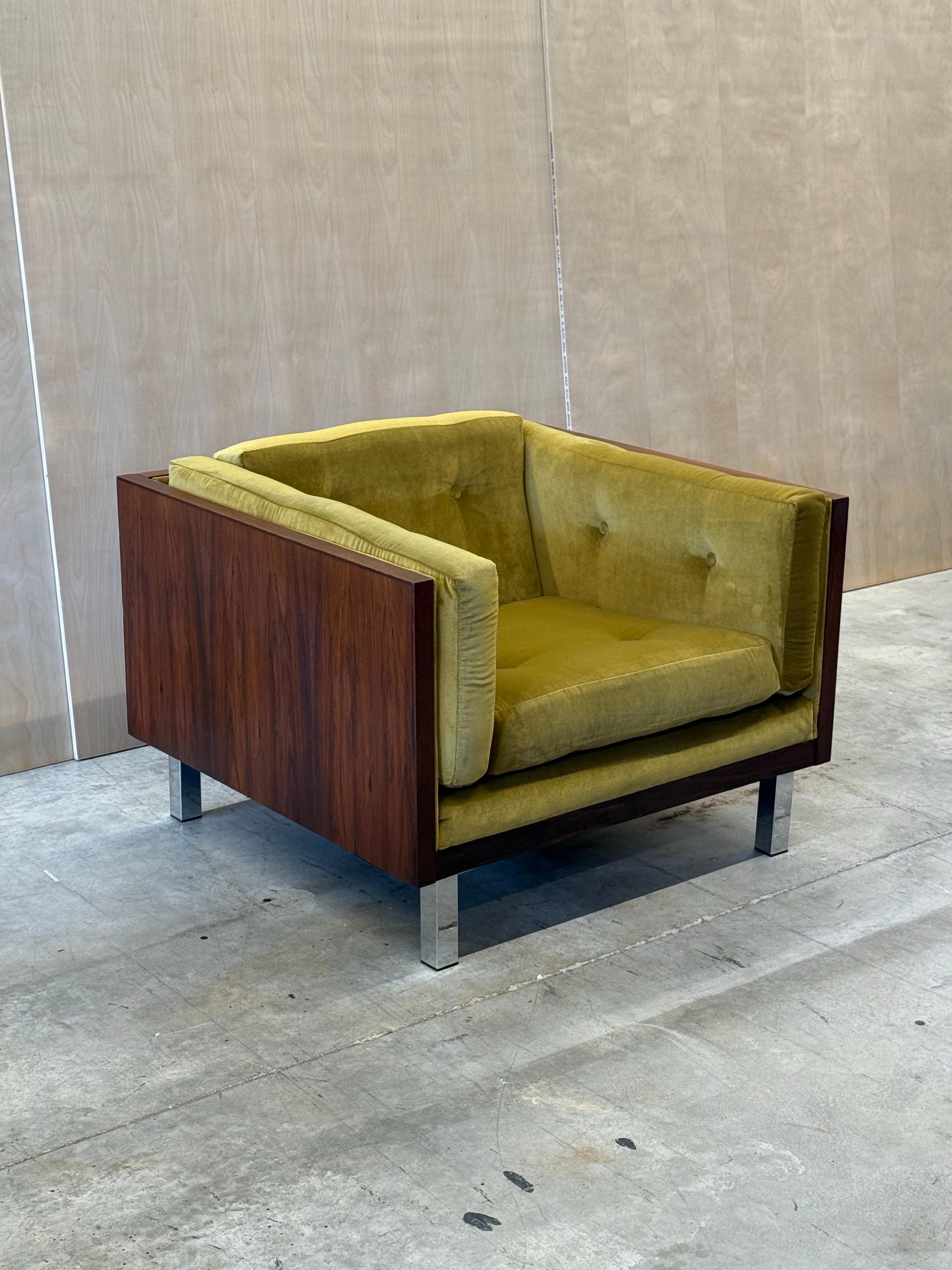 Mid-Century moderno Salotto a valigetta in palissandro di metà secolo di Jydsk Møbelvaerk in vendita