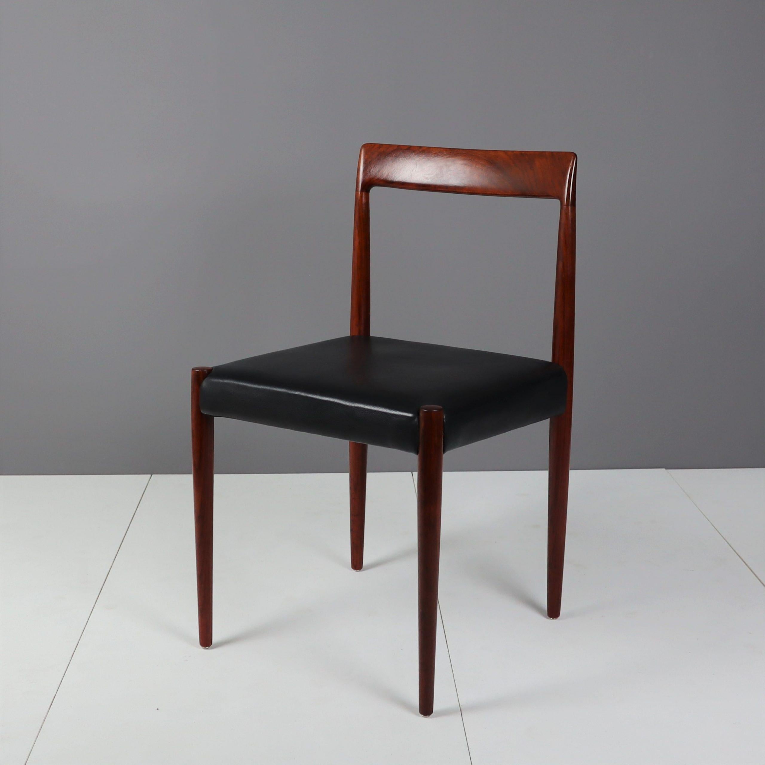 Midcentury Rosewood Chairs from Lübke In Good Condition For Sale In Stockholm, SE