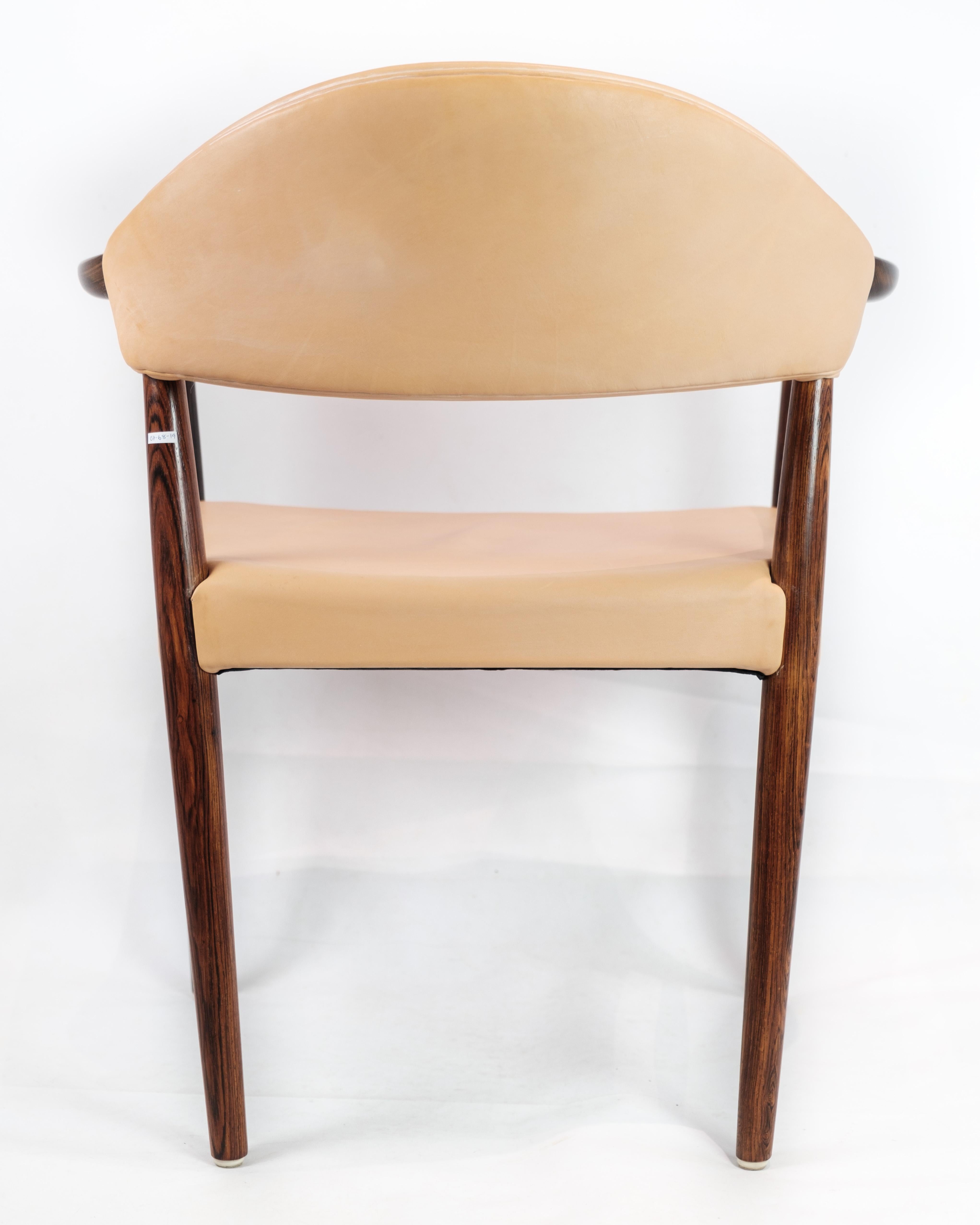 Chaise de bureau fabriquée en bois de rose par Kurt Olsen des années 1960 en vente 1