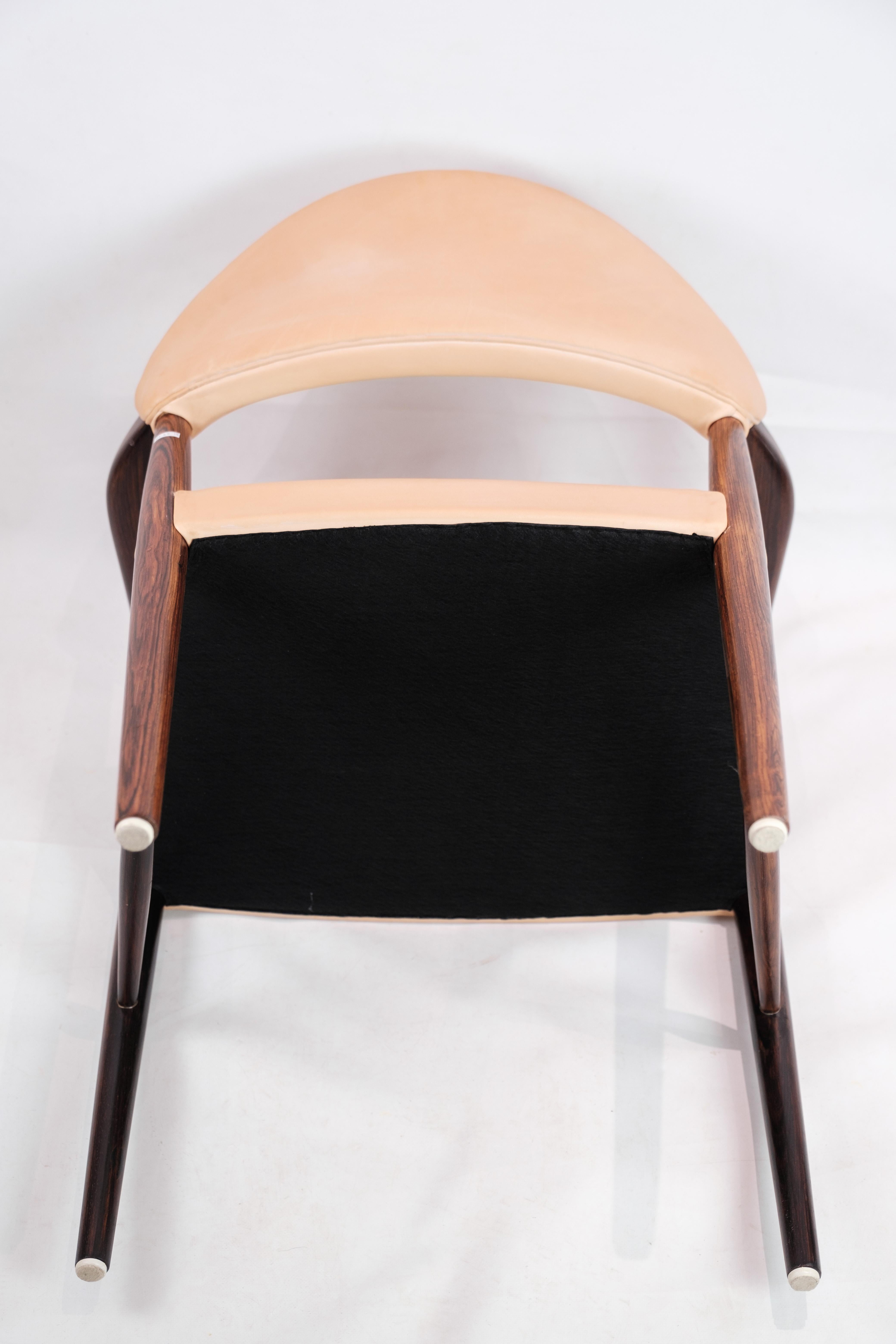 Chaise de bureau fabriquée en bois de rose par Kurt Olsen des années 1960 en vente 2