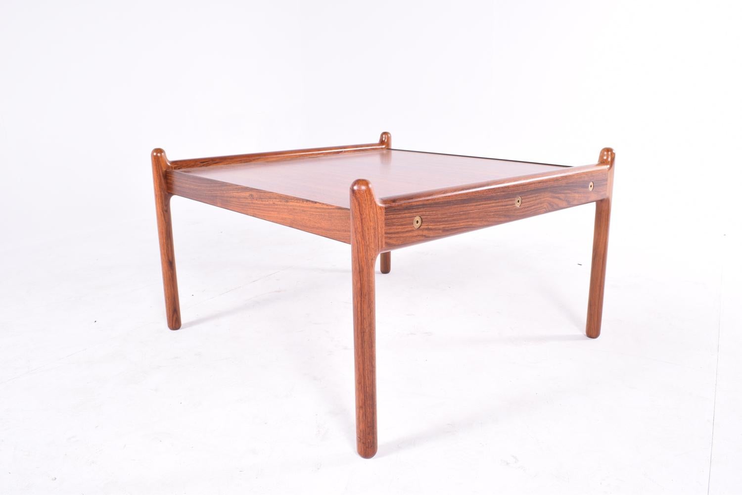 Midcentury Rosewood Coffee Table by Illum Wikkelsø for CFC Silkebørg In Good Condition In Lisboa, Lisboa