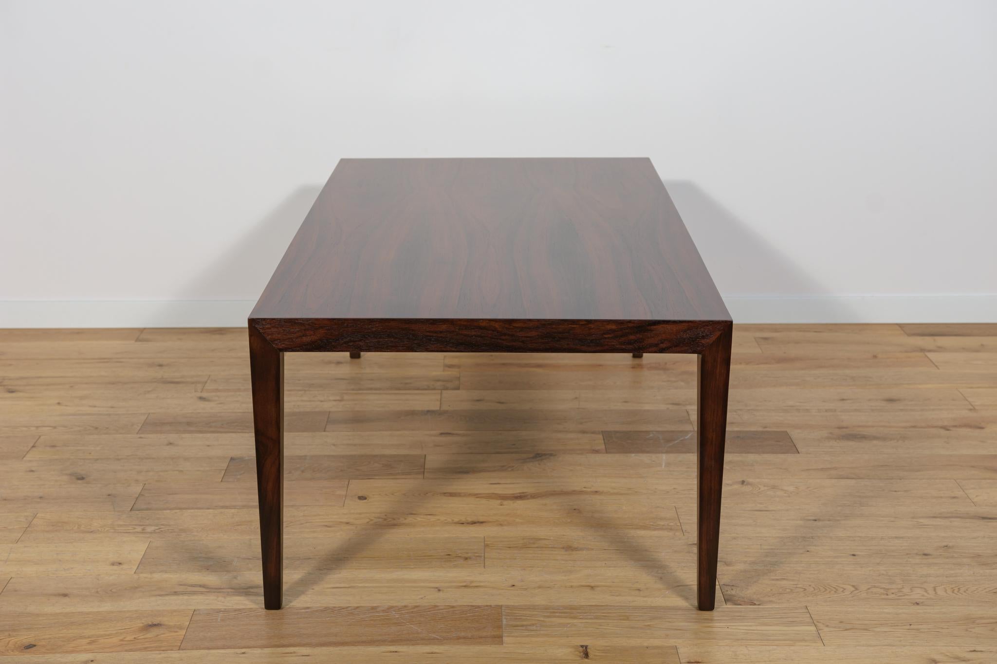 Table basse du milieu du siècle dernier par Severin Hansen pour Haslev Furniture Carpent Excellent état - En vente à GNIEZNO, 30