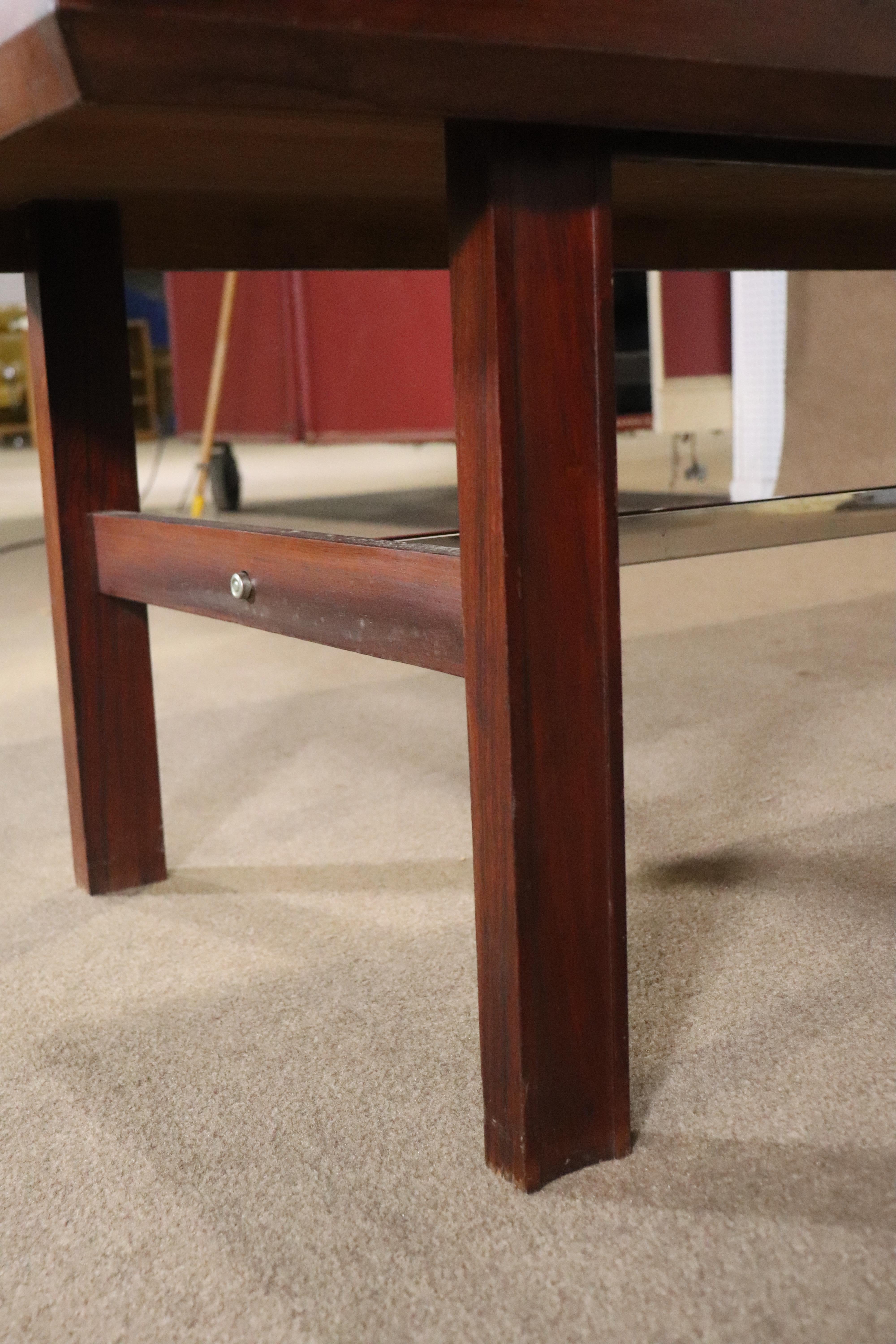 Mid-Century Rosewood Coffee Table For Sale 6