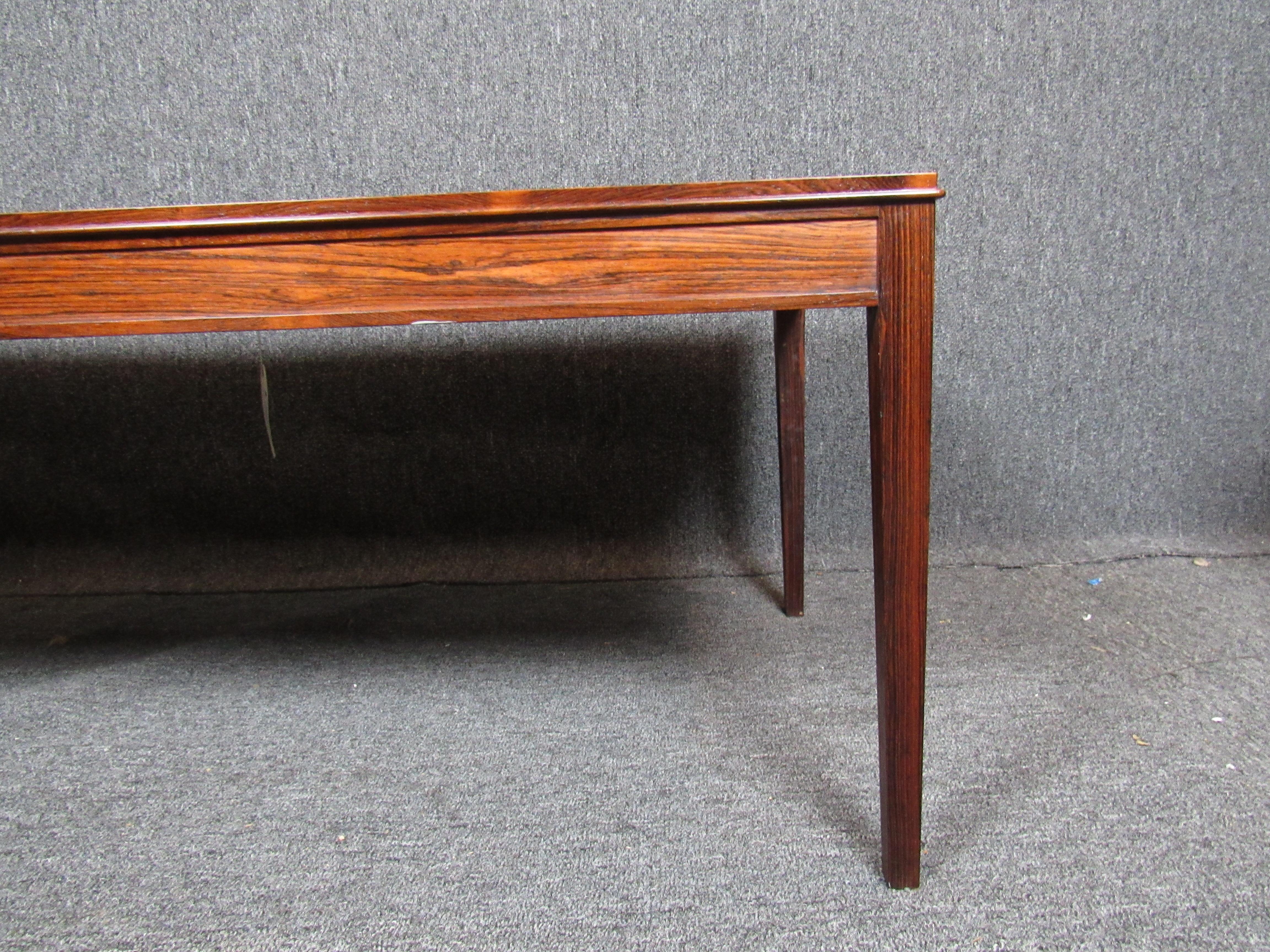 20th Century Mid-Century Rosewood Coffee Table For Sale